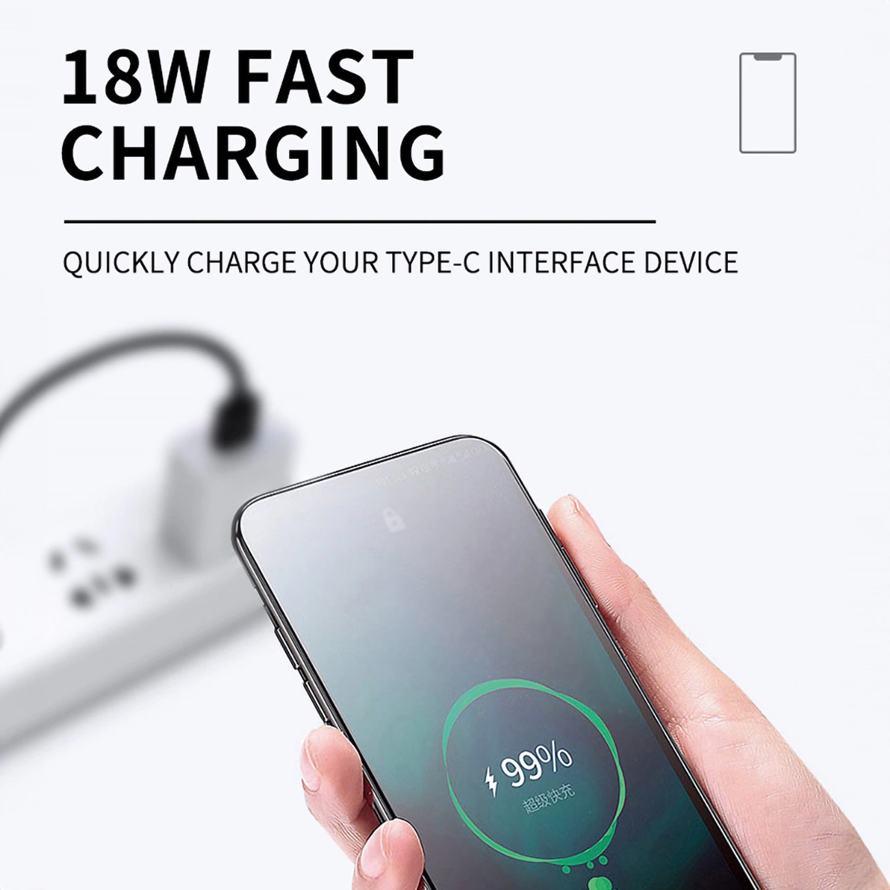 Telefon ładujący się do 99% jest trzymany w dłoni. Kabel ładujący jest podłączony do gniazdka z napisem '18W Fast Charging'.