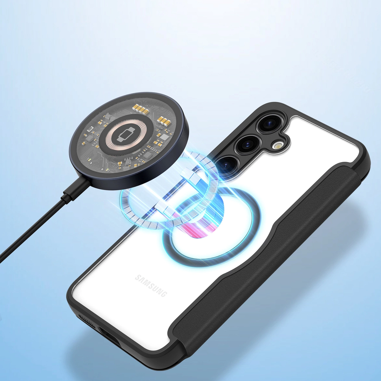 Una custodia per telefono con caricatore wireless magnetico. La custodia è nera e trasparente, con logo Samsung. Il caricatore è rotondo.