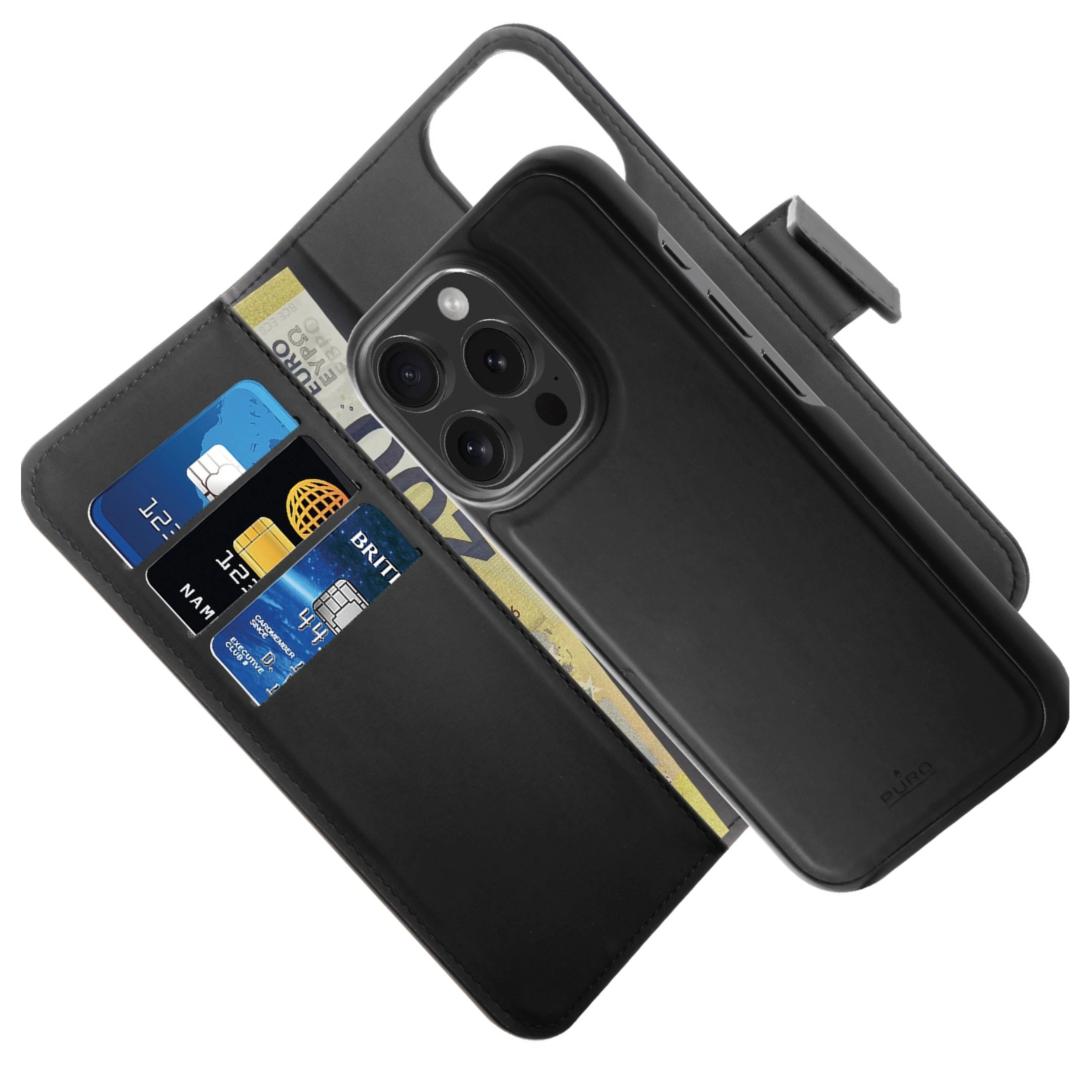 Eine schwarze Handyhülle mit einem Telefon darin ist geöffnet, um Kreditkarten und Geld zu zeigen. Der Hintergrund ist weiß.