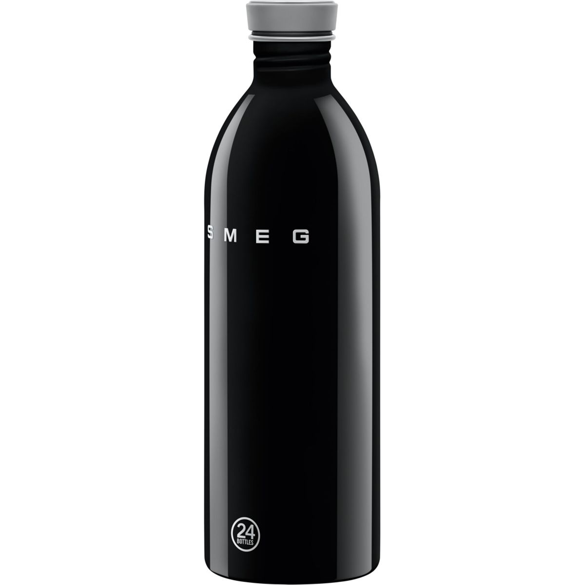 Gri kapaklı siyah bir SMEG su şişesi. Şişe parlak. Logo ve '24 bottles' etiketi görünür.