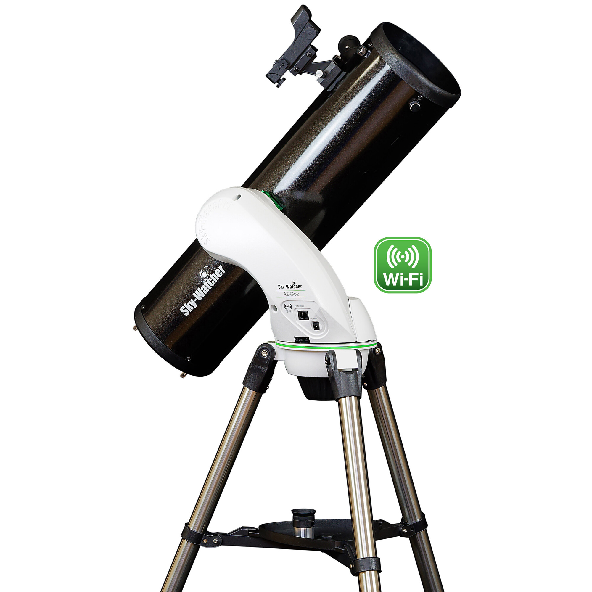Ein Sky-Watcher-Teleskop mit schwarzem Tubus und weißer Halterung steht auf einem Stativ. Es hat ein Wi-Fi-Symbol.