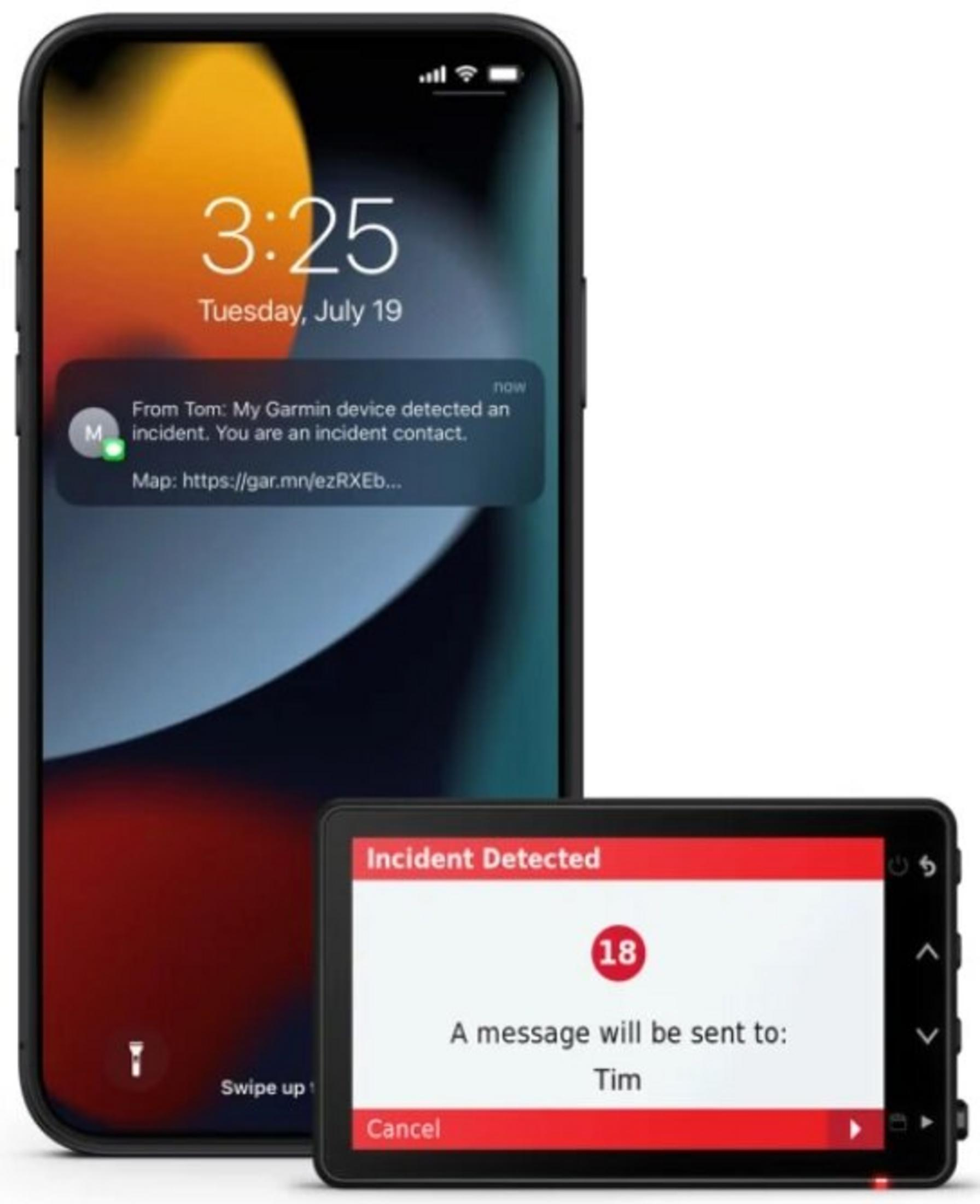 Ein Telefon und ein Gerät zeigen Unfallwarnungen an. Das Telefon zeigt die Uhrzeit an. Das Gerät liest: "Eine Nachricht wird gesendet an: Tim."