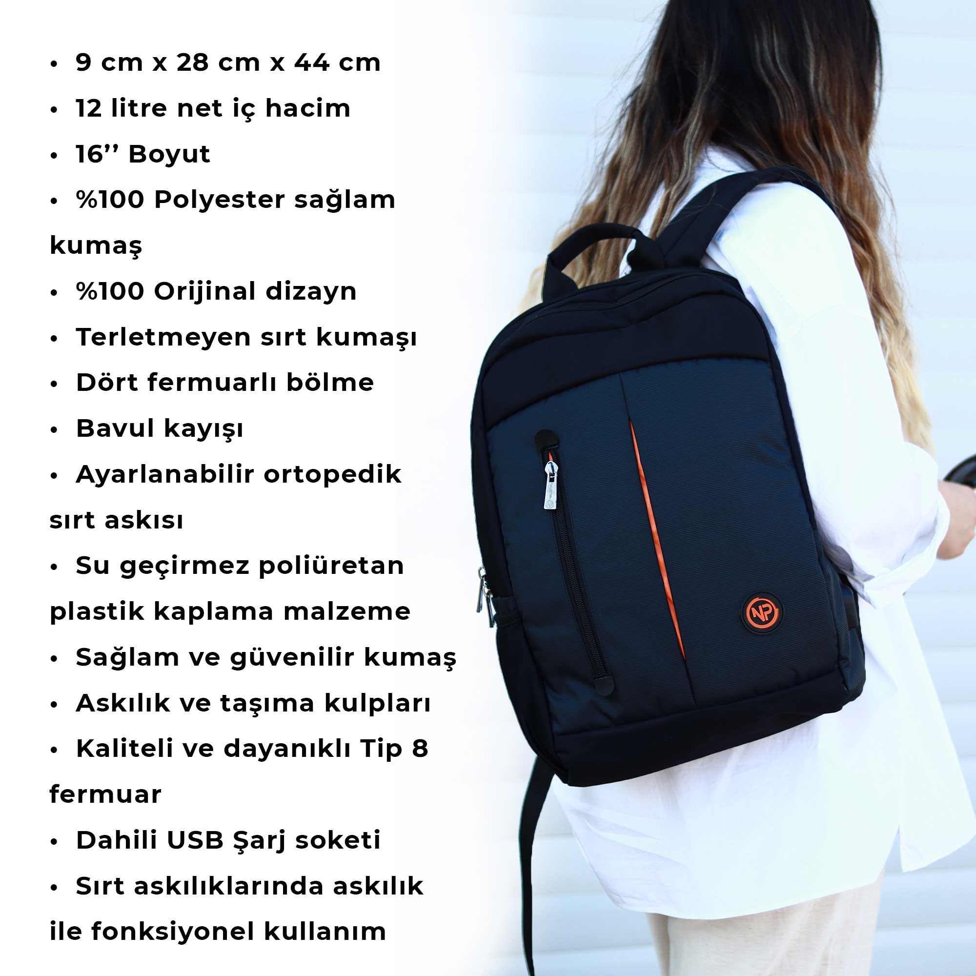 Turuncu detaylı siyah bir sırt çantası, beyaz bir gömlek ve açık renk pantolon giyen bir kişi.