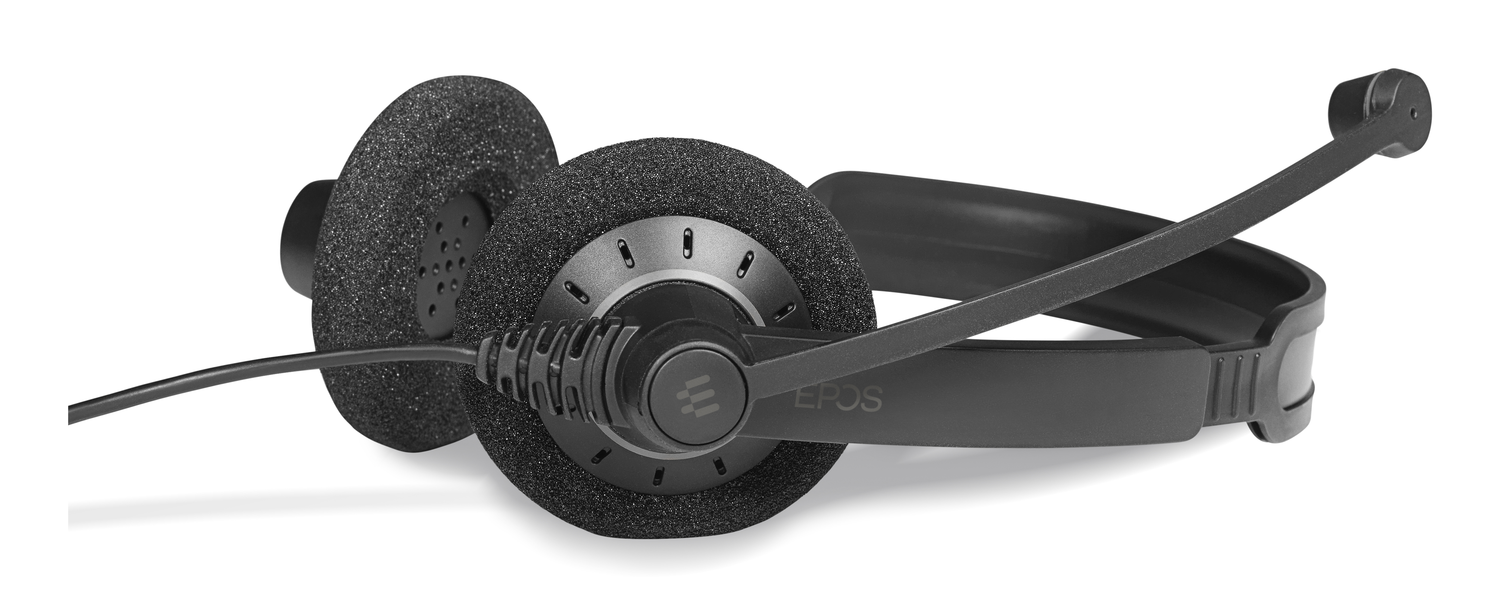 Schwarzes EPOS-Headset auf weißem Hintergrund. Es hat zwei Ohrmuscheln, ein Mikrofon und ein Kopfband. Das Wort 'EPOS' ist sichtbar.