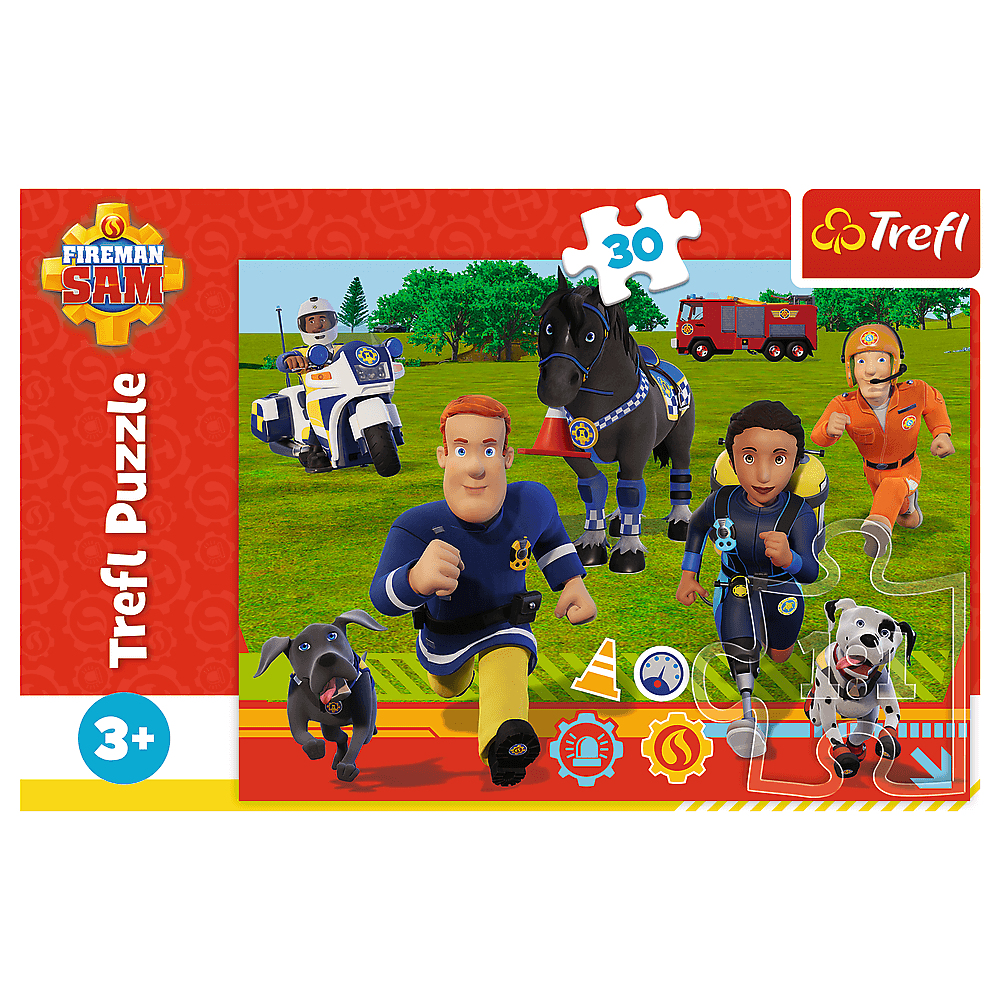 Een Fireman Sam puzzel toont personages die over gras rennen. Er zijn een politiemotor, een paard met een kegel, een brandweerwagen en honden aanwezig.