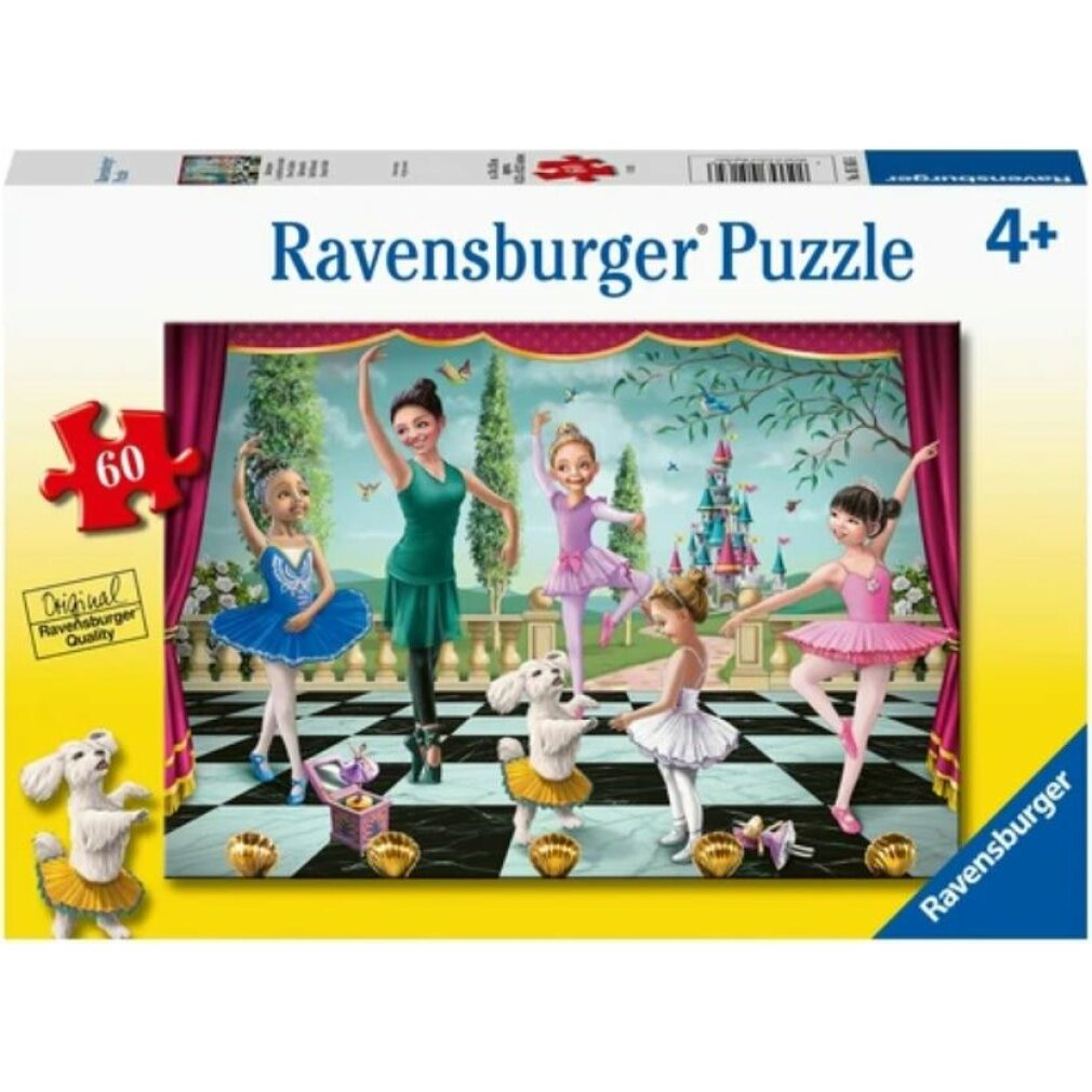 Scatola di puzzle con ballerine. Cinque ragazze in tutù ballano sul palco. Un cane in tutù è di fronte a loro.