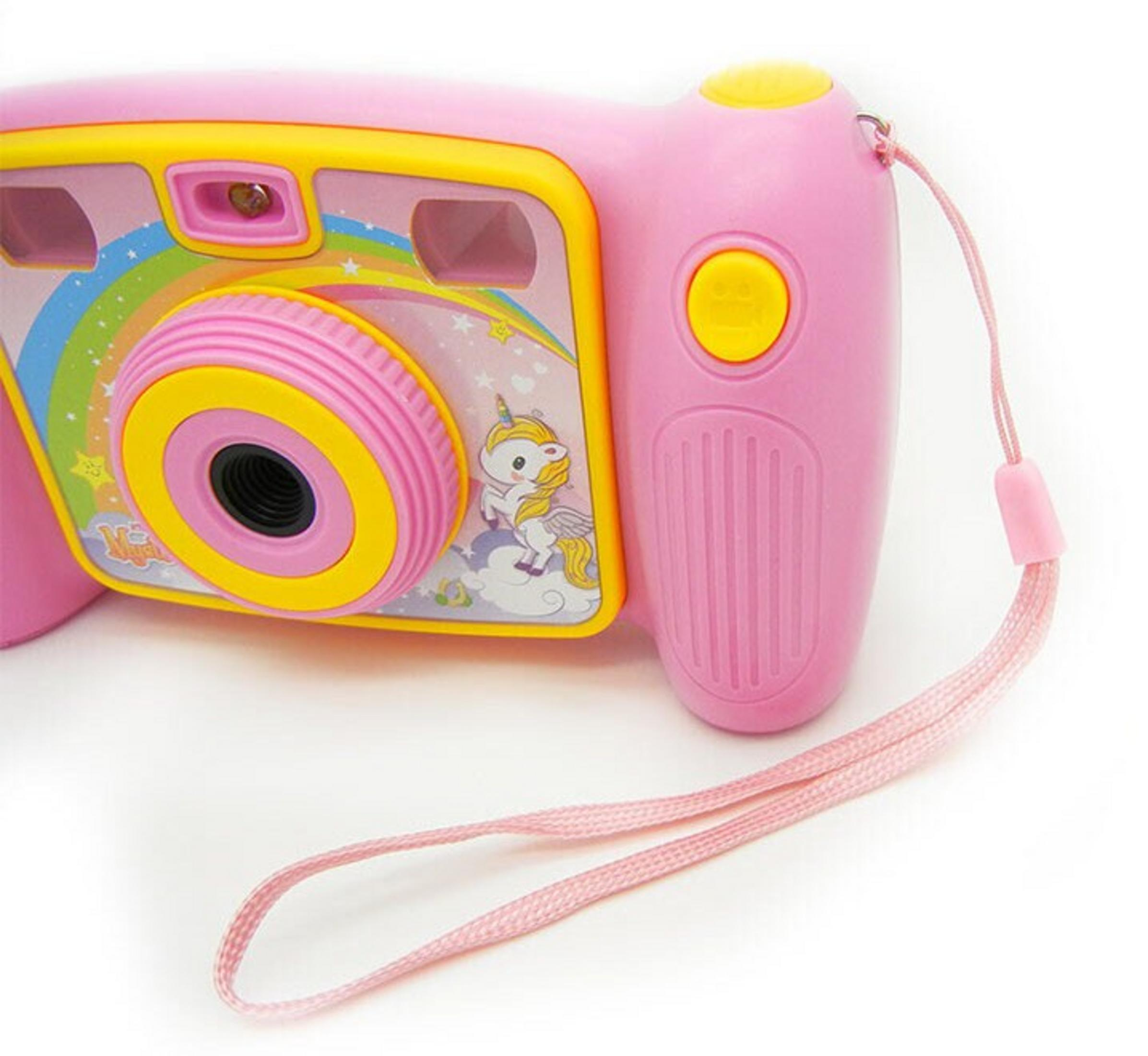Różowy aparat zabawkowy z żółtymi akcentami i tęczowo-jednorożcowym wzorem. Posiada różowy pasek.