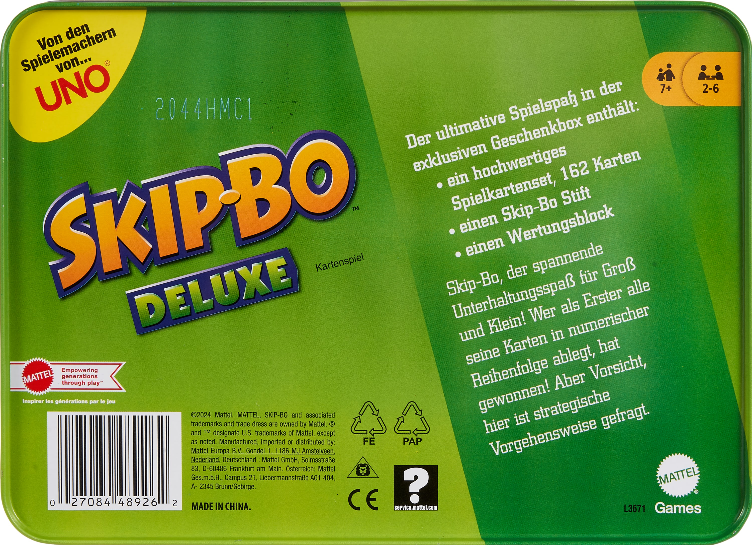 Pudełko Skip-Bo Deluxe. Pogrubione logo, zielone tło i tekst w wielu językach, ze szczegółami.