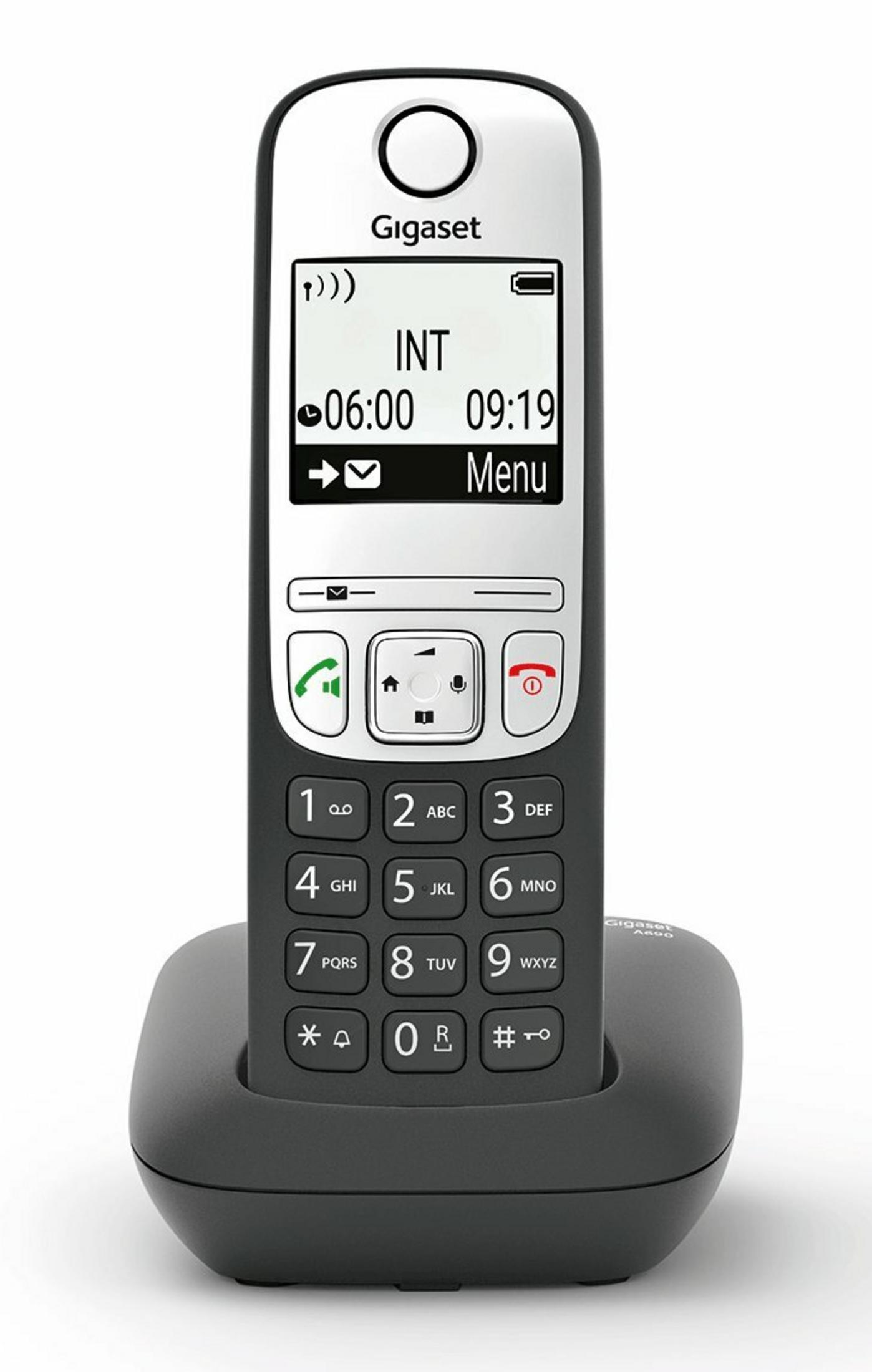 Un telefono cordless Gigaset su una base di ricarica. Ha uno schermo che mostra l'ora e un'opzione di menu. Il telefono ha tasti numerati.