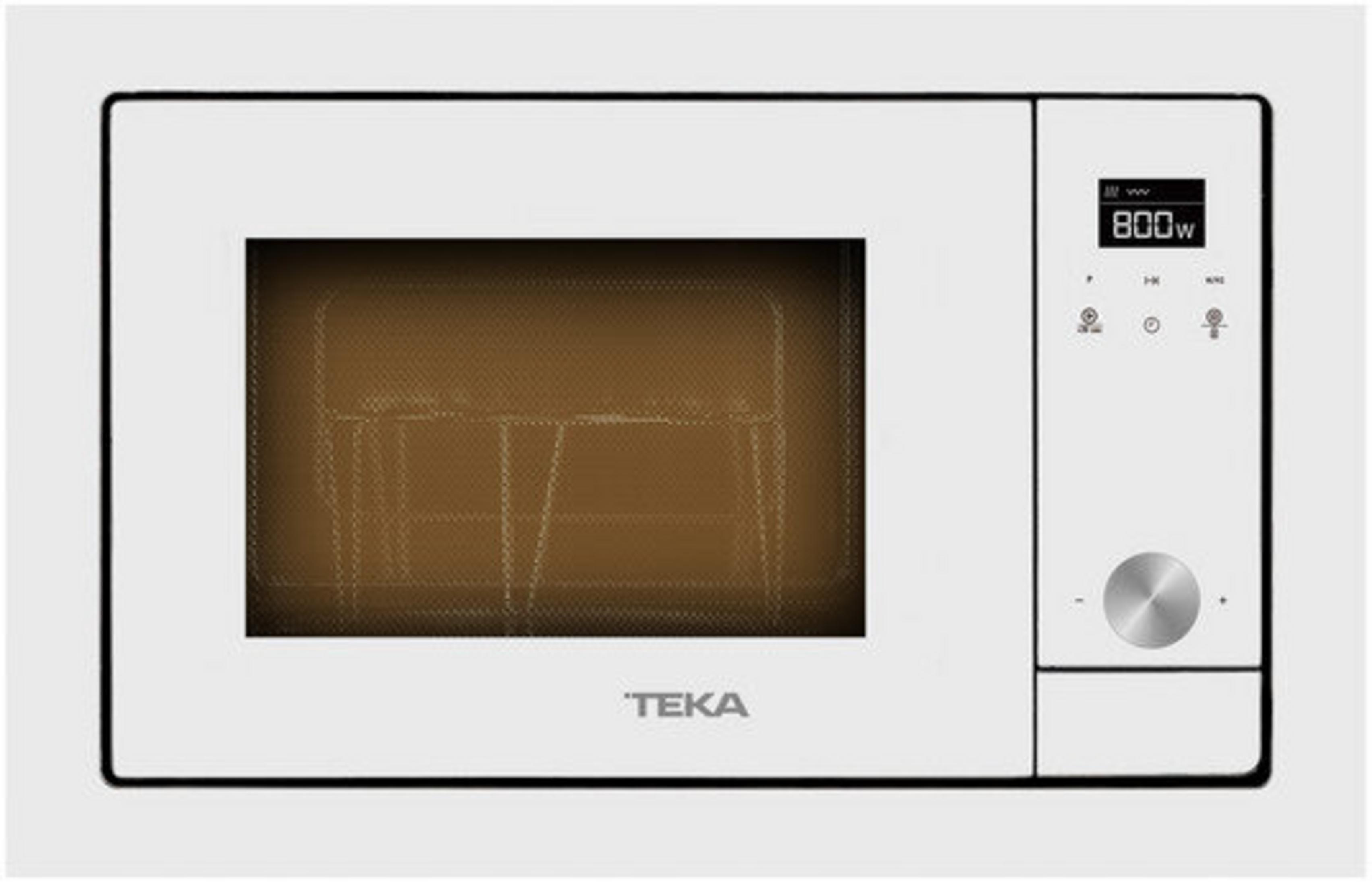 Microondas blanco con pantalla digital de 800W. Interior marrón. Visible la marca 'TEKA'.