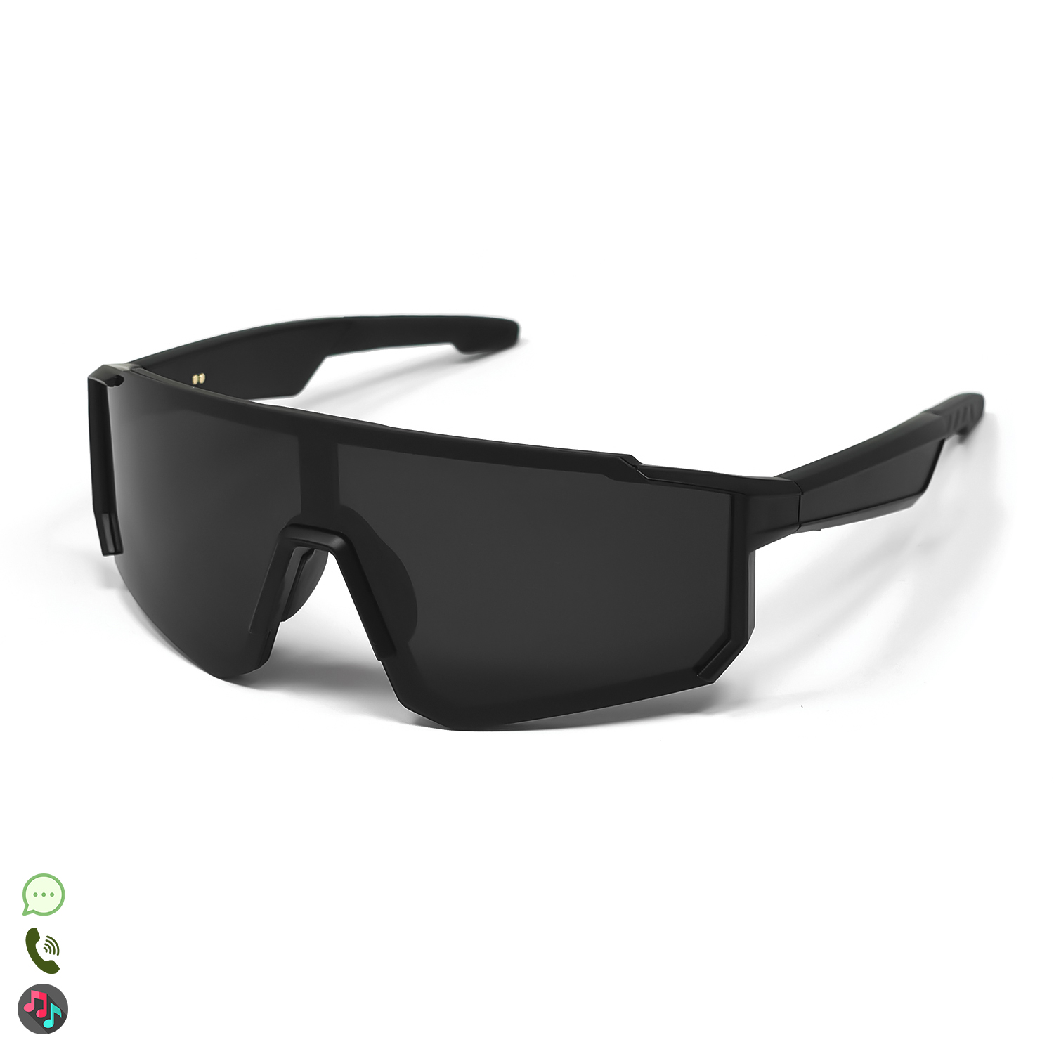 Occhiali da sole sportivi neri su sfondo bianco. Hanno un design elegante con montatura spessa e lenti scure.