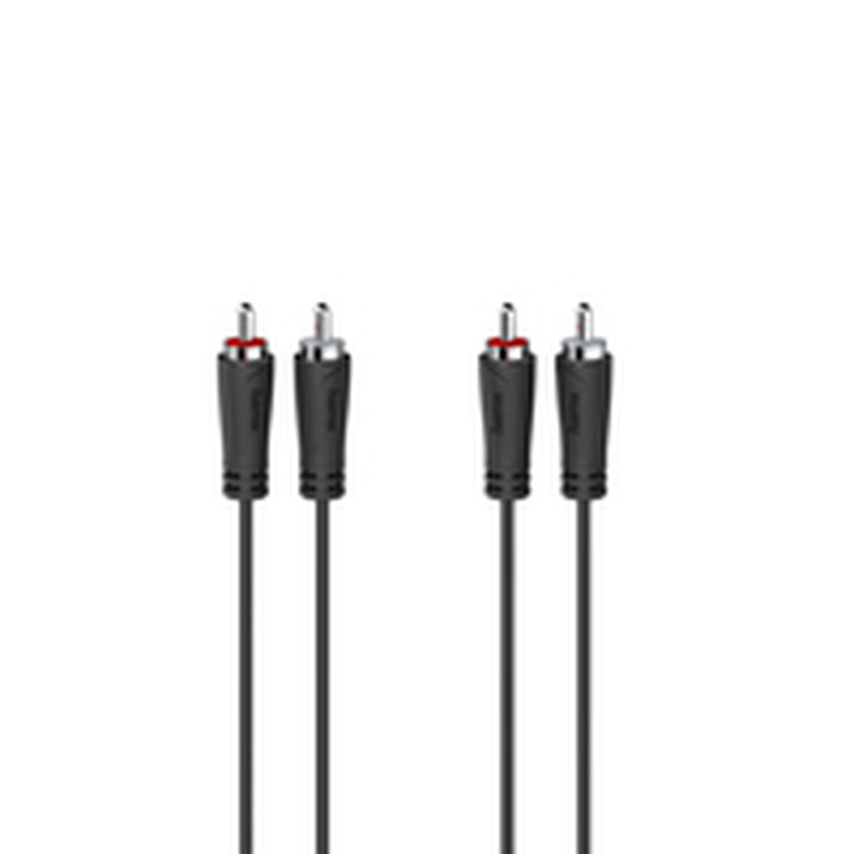 Cuatro cables de audio negros con conectores rojos y plateados, sobre un fondo blanco.