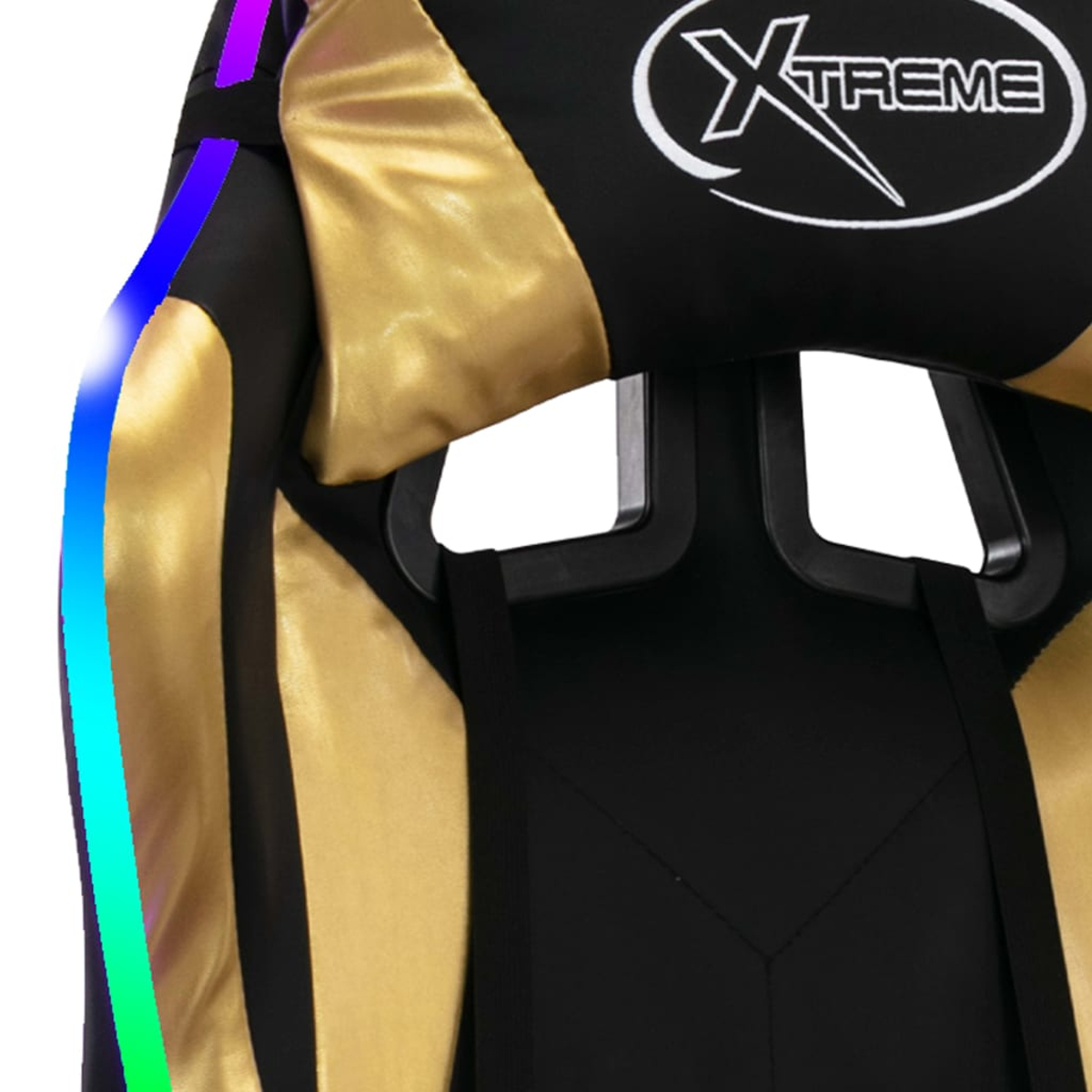 Detail des Gaming-Stuhls. Schwarz und Gold mit XTREME-Logo. RGB-Lichter an der Seite.