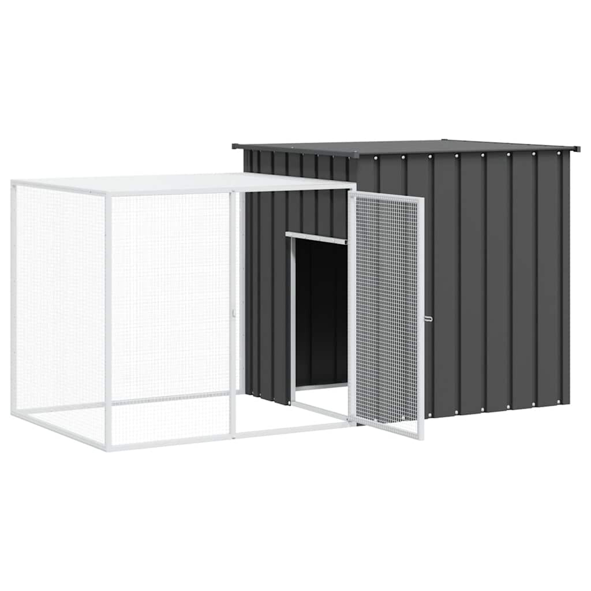 Ein Metall-Hühnerstall mit einem weißen Drahtgeflecht und einer grauen Metallkonstruktion. Eine offene Tür bietet Zugang zum Stall.