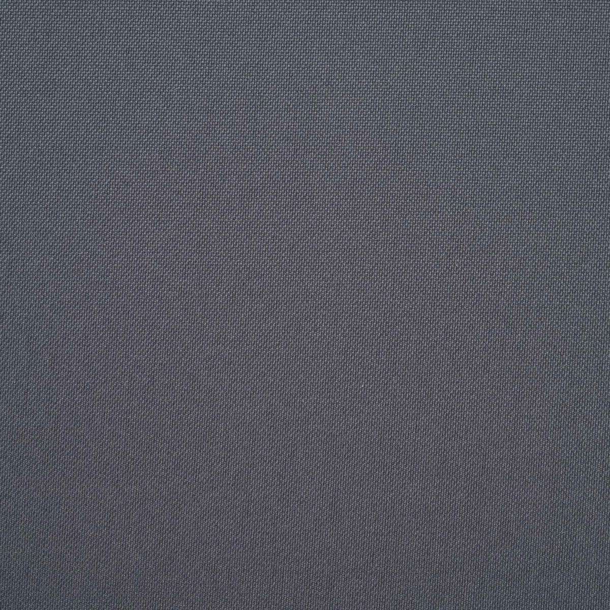 Primo piano di una trama di tessuto grigio. La superficie è uniformemente ricoperta da piccoli motivi ripetuti, creando un aspetto uniforme.