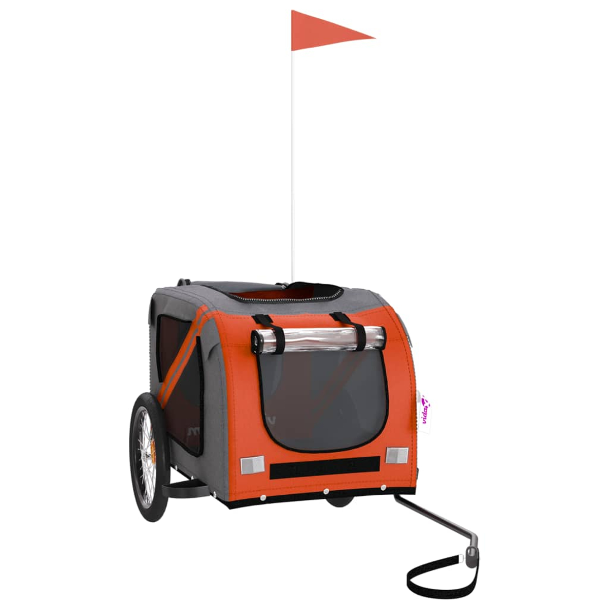 Ein orangefarbener und grauer Haustieranhänger mit roter Flagge, Rad und Anhängerkupplung auf weißem Hintergrund.