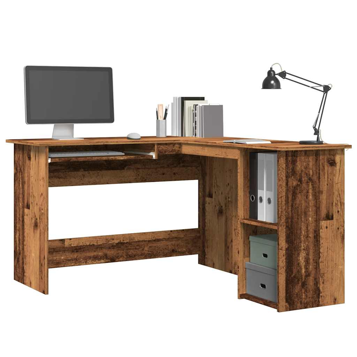 L-förmiger Holzschreibtisch mit Monitor, Lampe, Akten und Schubladen. Tastaturablage sichtbar. Schreibtisch hat eine rustikale Holzmaserung.