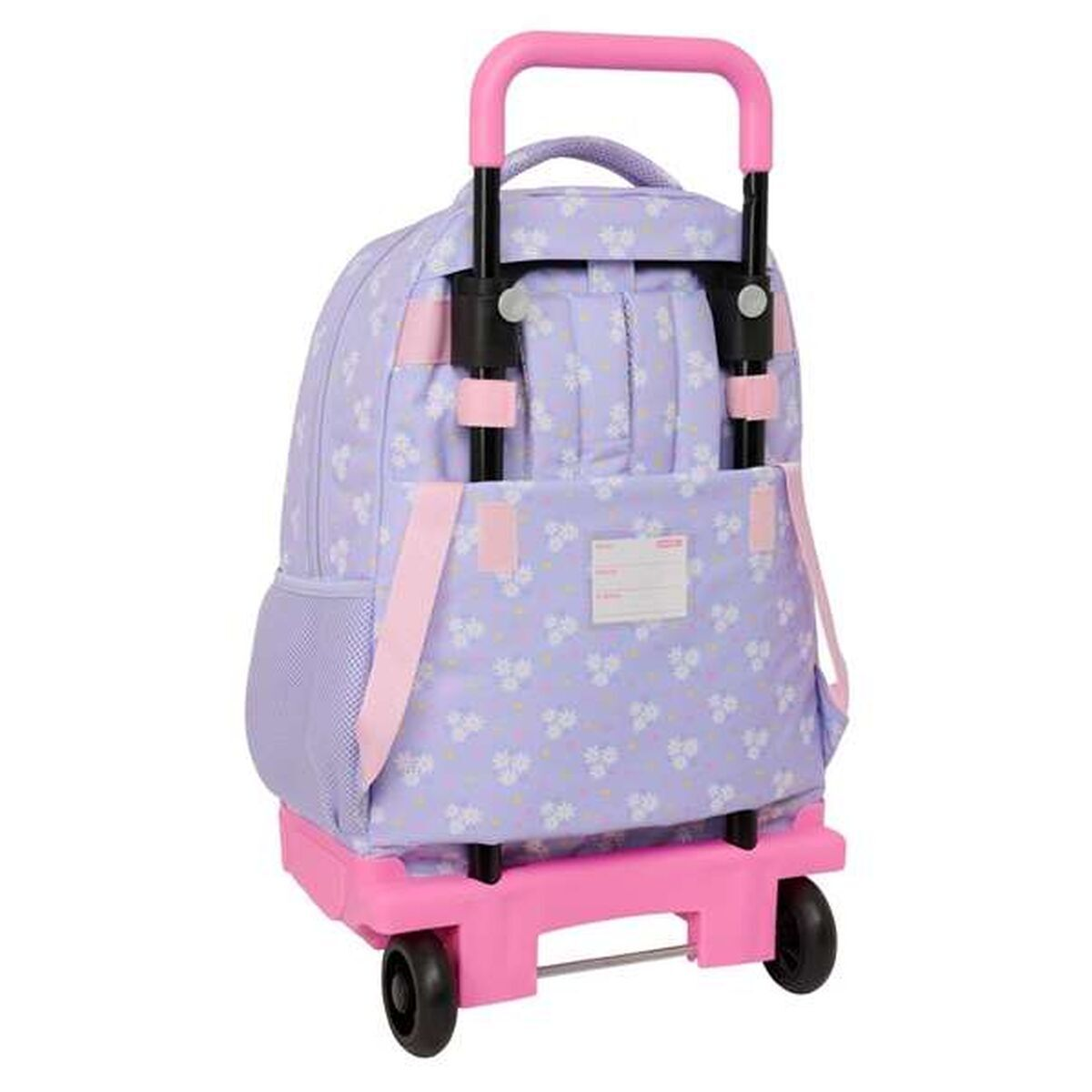 Ein lila Rucksack mit Blumenmuster, rosa Griff und Rädern. Es hat einen rosafarbenen Rahmen. Schwarze Stangen stützen den Griff.