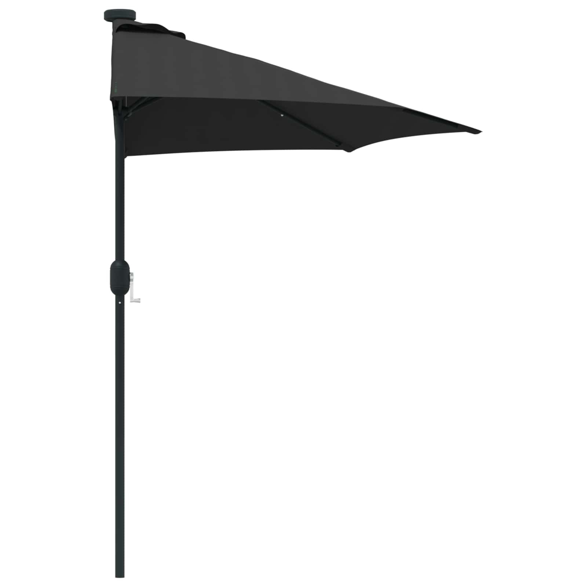 Un mezzo ombrellone nero con un palo. L'ombrellone è aperto, di forma rettangolare. Lo sfondo è bianco.