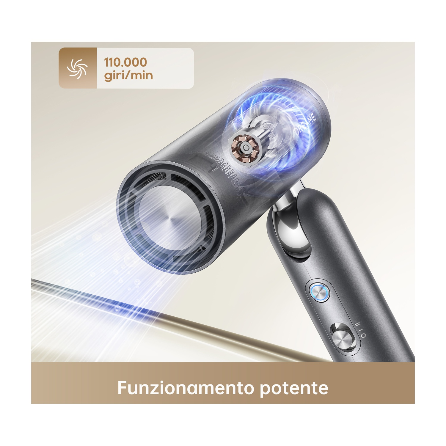 Un secador de pelo gris con partes brillantes azules y una etiqueta blanca con texto en italiano. El texto 'Funzionamento potente' es visible.