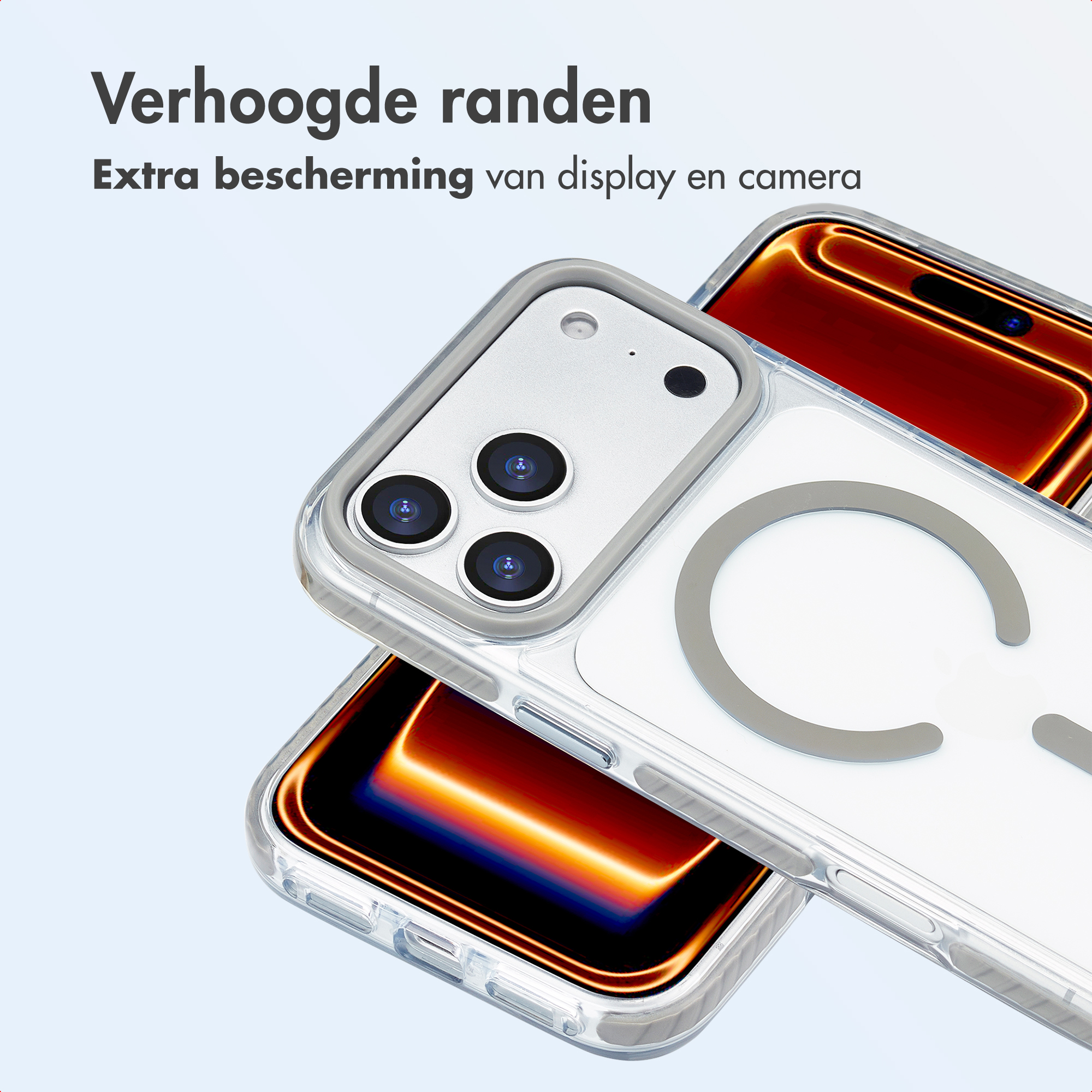 Coque de téléphone transparente avec bords surélevés. La coque est posée sur un autre téléphone, mettant en valeur la protection de l'appareil photo.