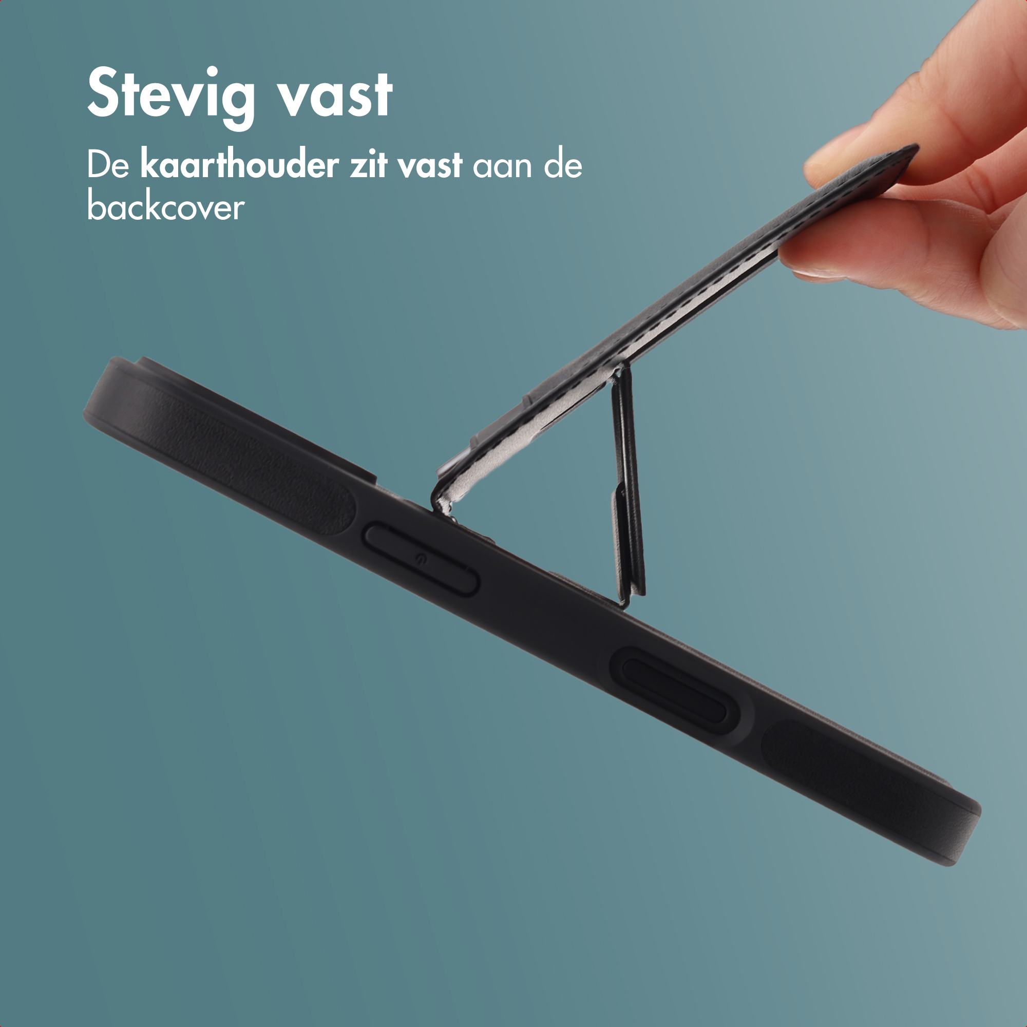 Een zwarte telefoonhoes met een standaard wordt vastgehouden. De standaard staat omhoog. Tekst leest 'Stevig vast'.