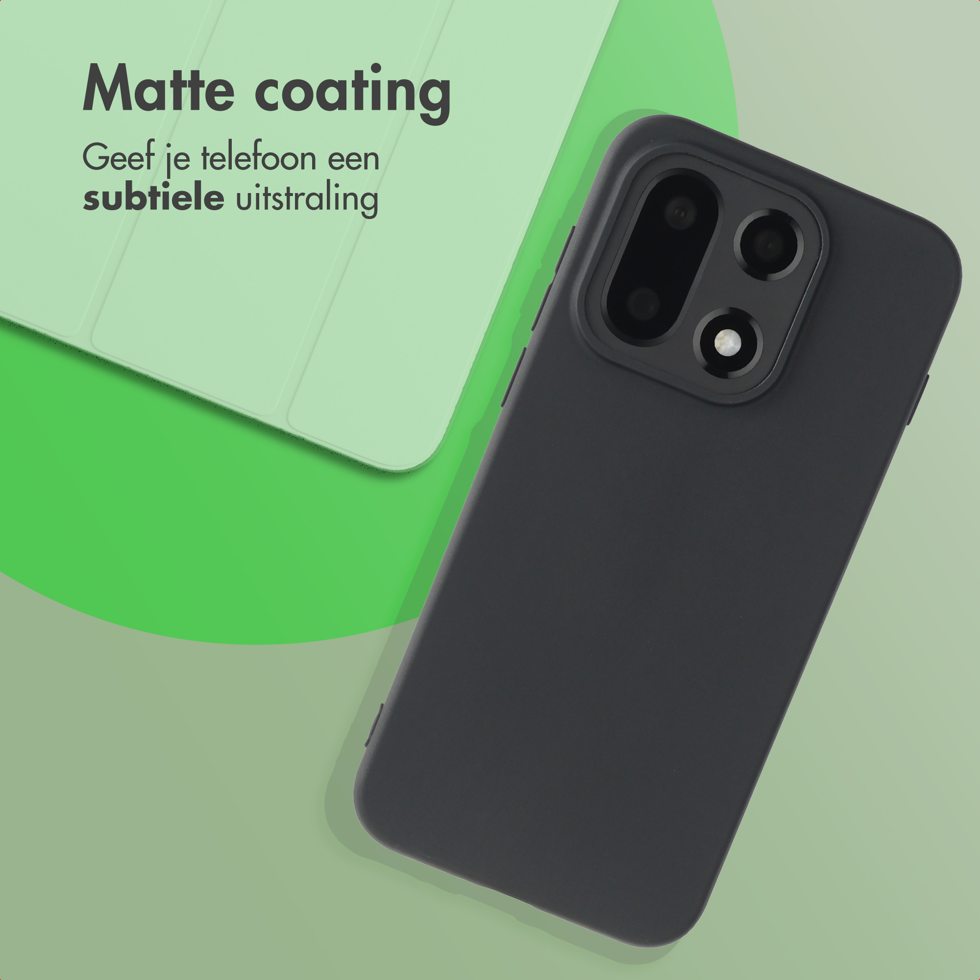 Coque de téléphone noire avec détail caméra sur fond vert. Le texte dit 'Revêtement mat'.