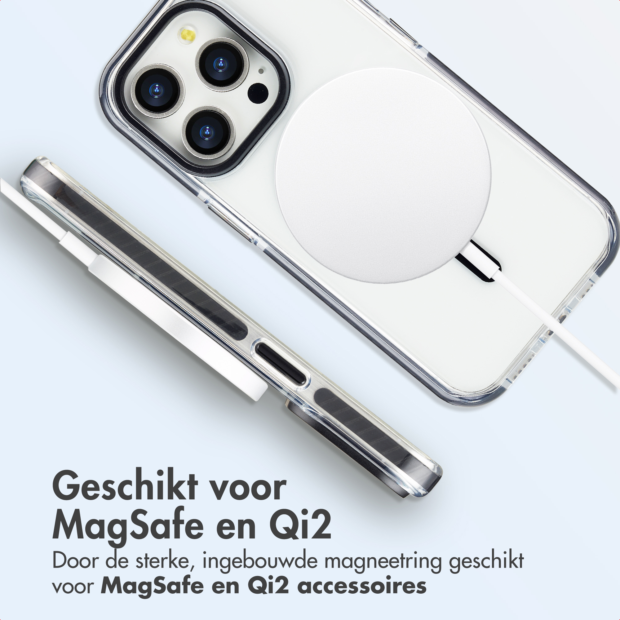 Custodia trasparente con caricatore MagSafe collegato, testo in olandese.