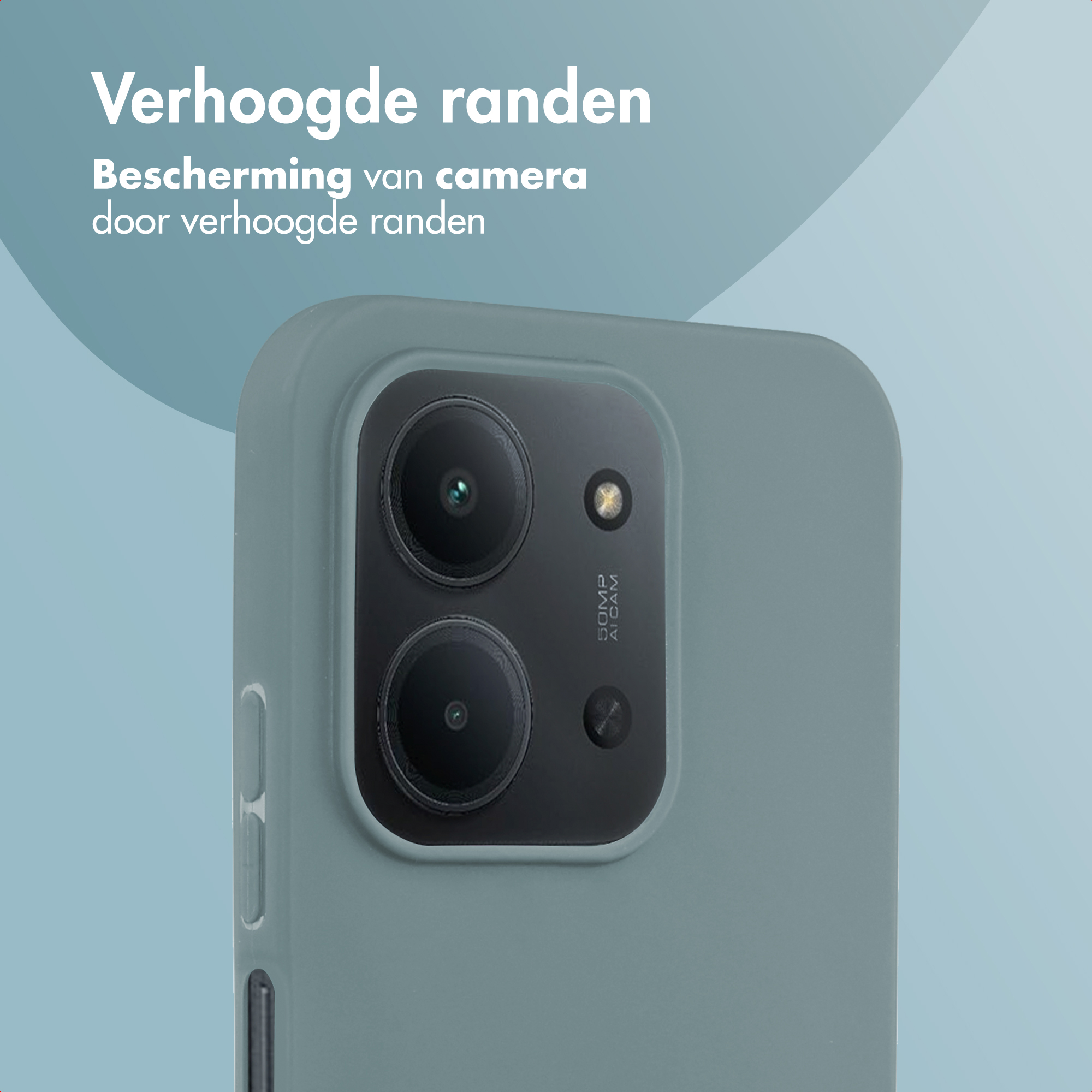 Close-up van een telefoonhoesje. De hoes is grijsgroen, met het cameragebied met lenzen. Tekst: Verhoogde randen, camerabescherming.