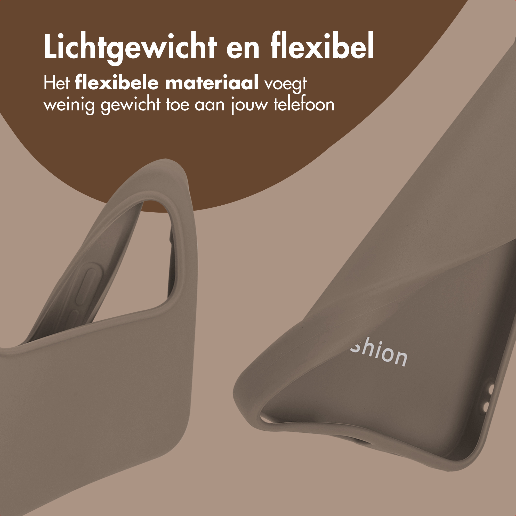 Een telefoonhoesje wordt weergegeven, in een lichtbruine kleur. Het woord 'shion' is zichtbaar. De achtergrond is ook bruin.