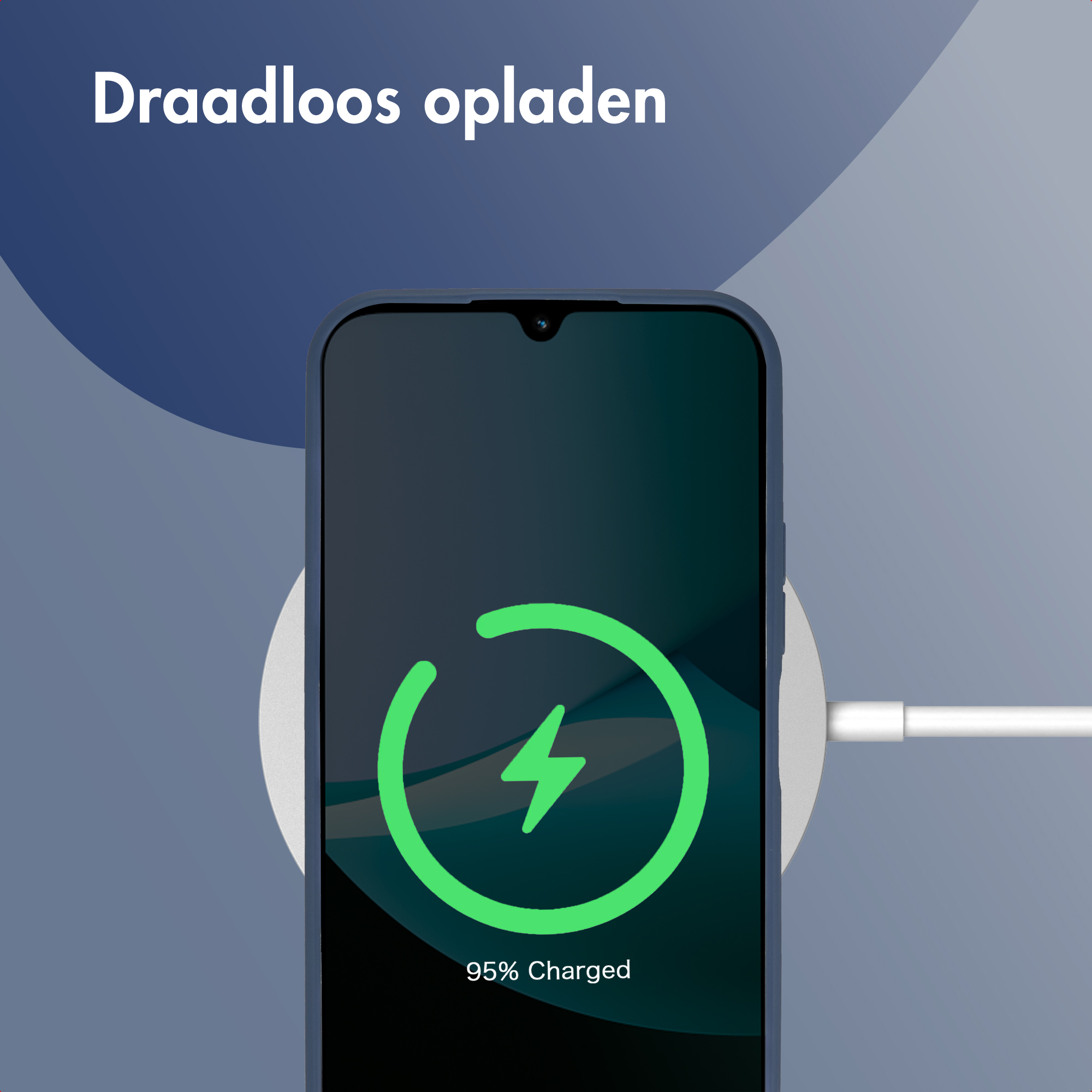 Un téléphone se chargeant sans fil, affichant 95% de charge. Icône de chargement verte à l'écran. Câble blanc connecté.