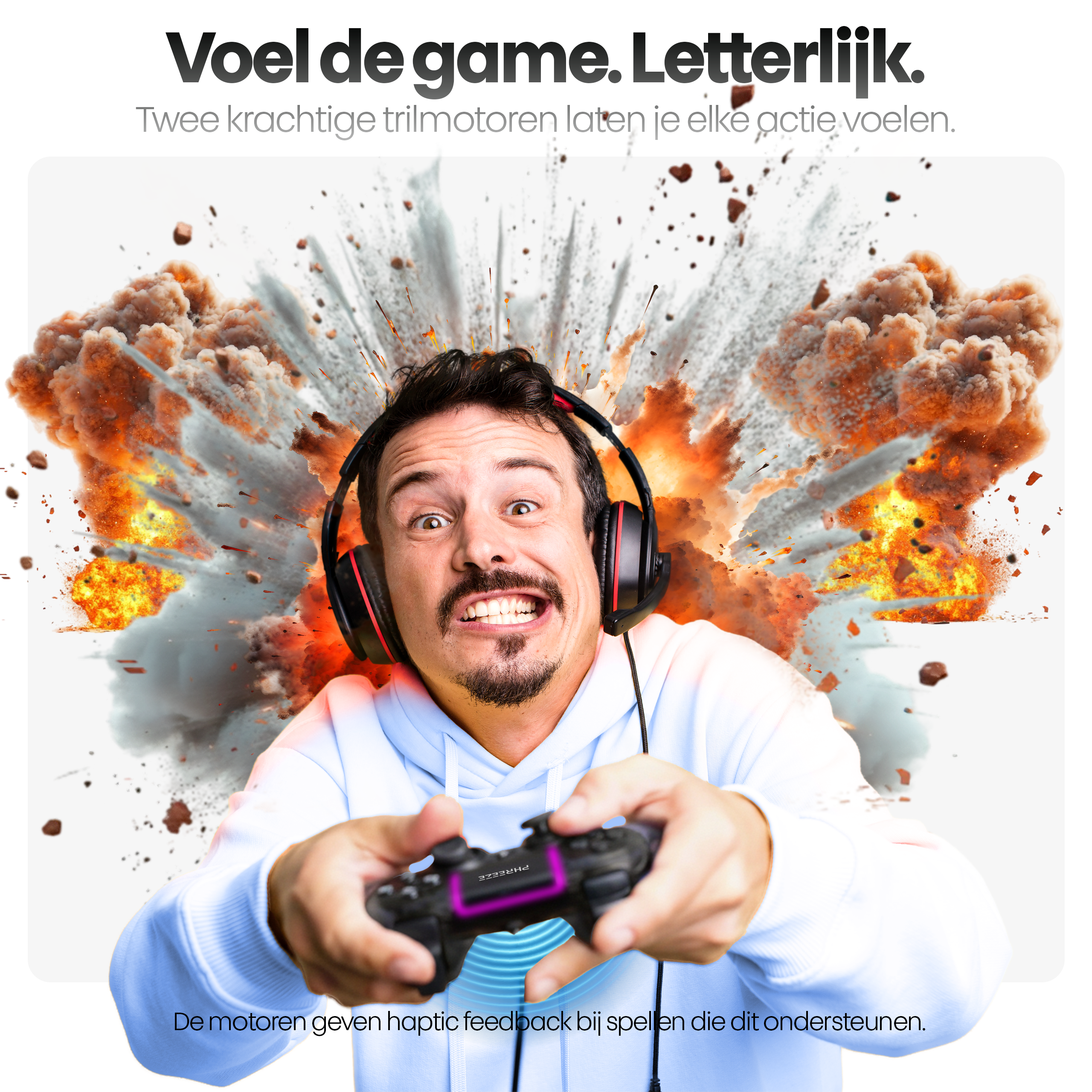 Man met koptelefoon speelt game, explosies op de achtergrond. Hij houdt een controller vast, lachend.