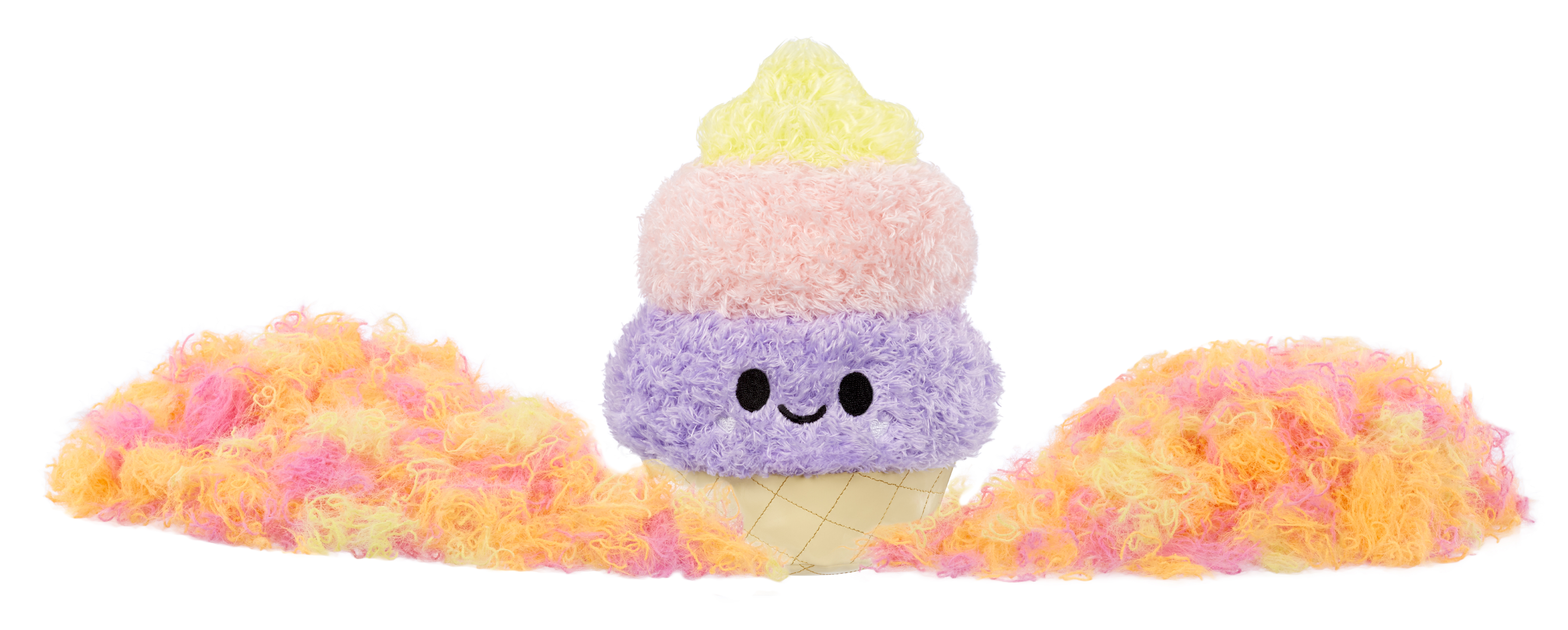 Pluszowy rożek lodów z trzema gałkami: żółtą, różową i fioletową, na beżowym rożku, z kolorową watą wokół.