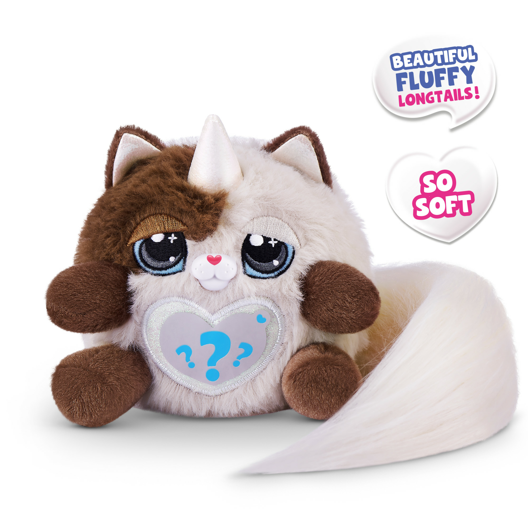 Un peluche gatto-unicorno con pelliccia marrone e bianca, un corno e grandi occhi. Ha un cuore con punti interrogativi.