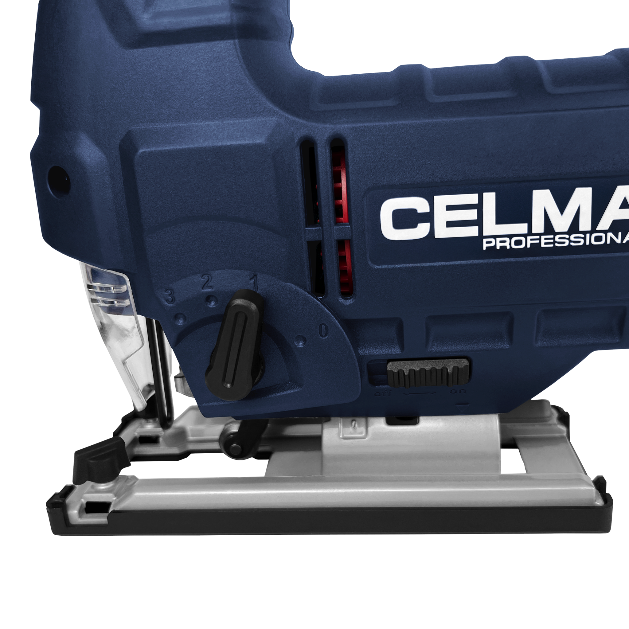 Zbliżenie niebieskiej wyrzynarki z czarnymi kontrolkami i marką CELMA. Podstawa jest srebrna.