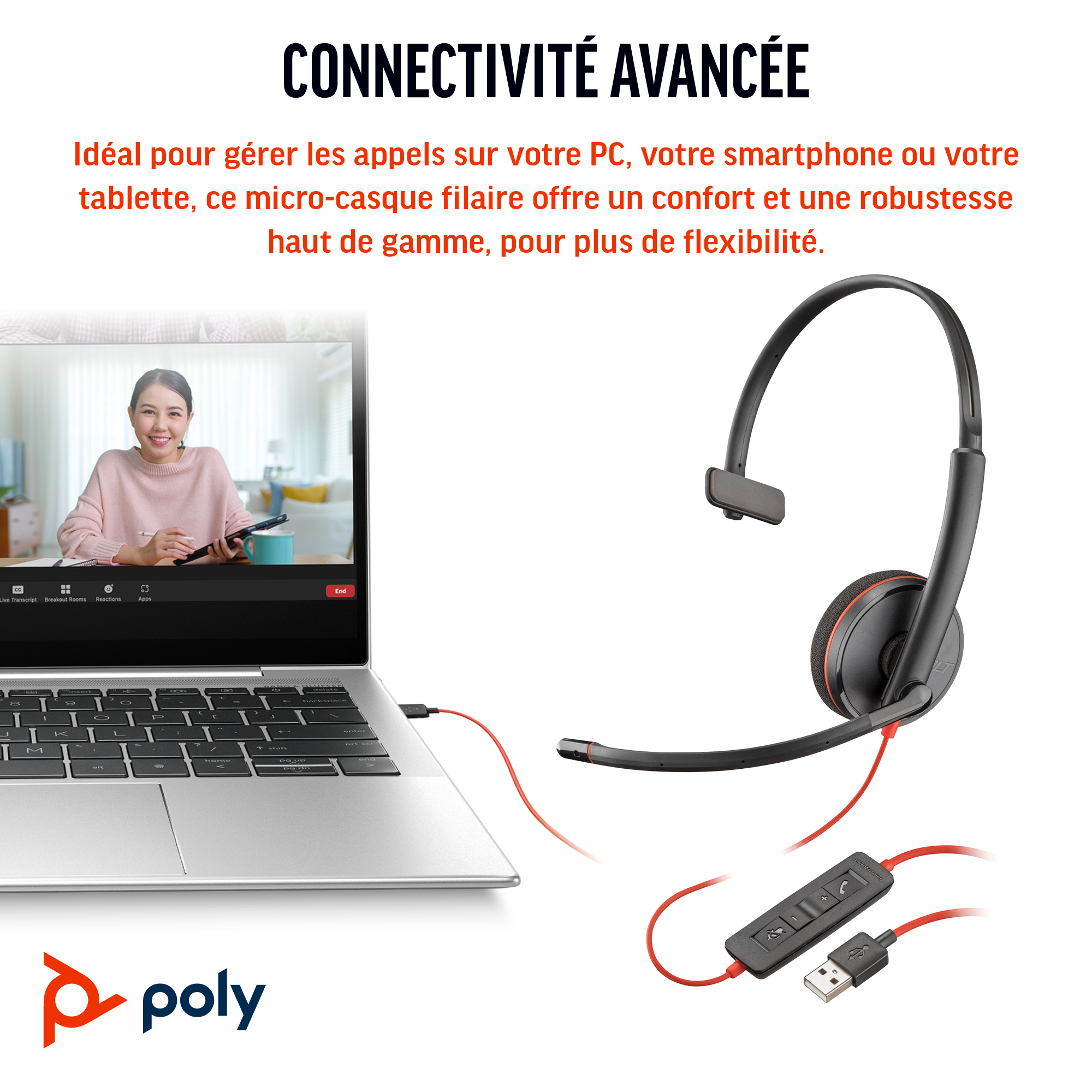 Ein Laptop mit Videoanruf, ein Headset und ein Steuermodul liegen auf einer weißen Oberfläche mit Text.