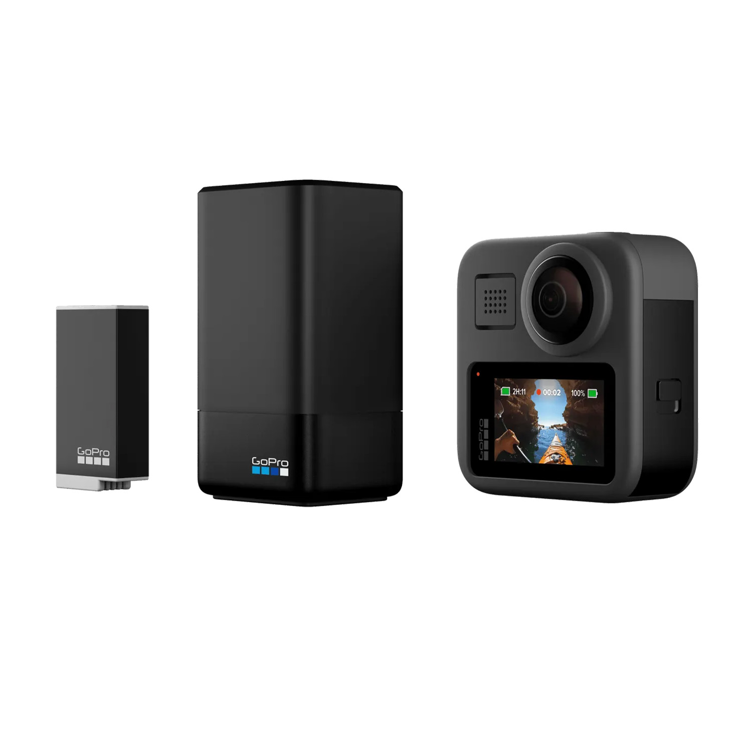 Tre dispositivi GoPro neri su sfondo bianco. Uno è una fotocamera, uno un caricabatterie e uno una batteria.