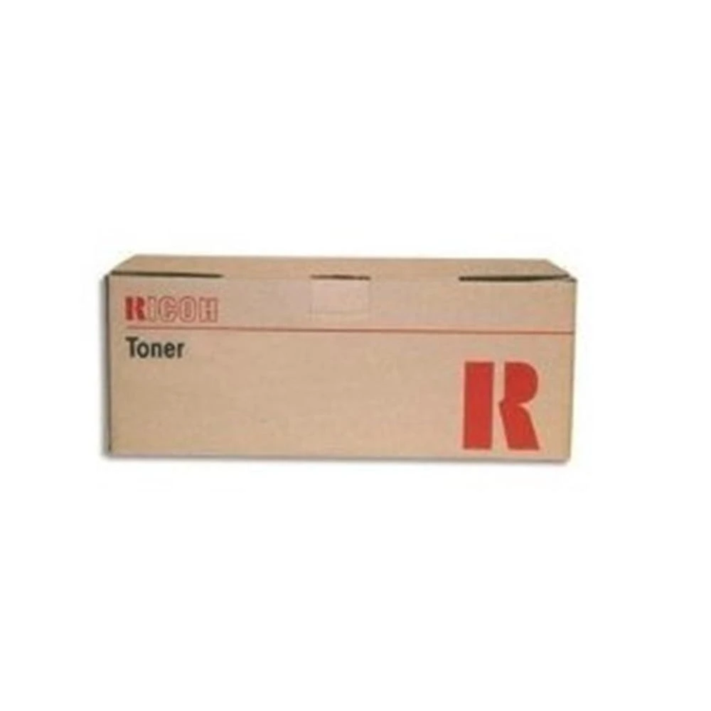 Una scatola di cartone di toner, con il logo Ricoh e una grande 'R' rossa. La scatola è beige con segni neri sopra.