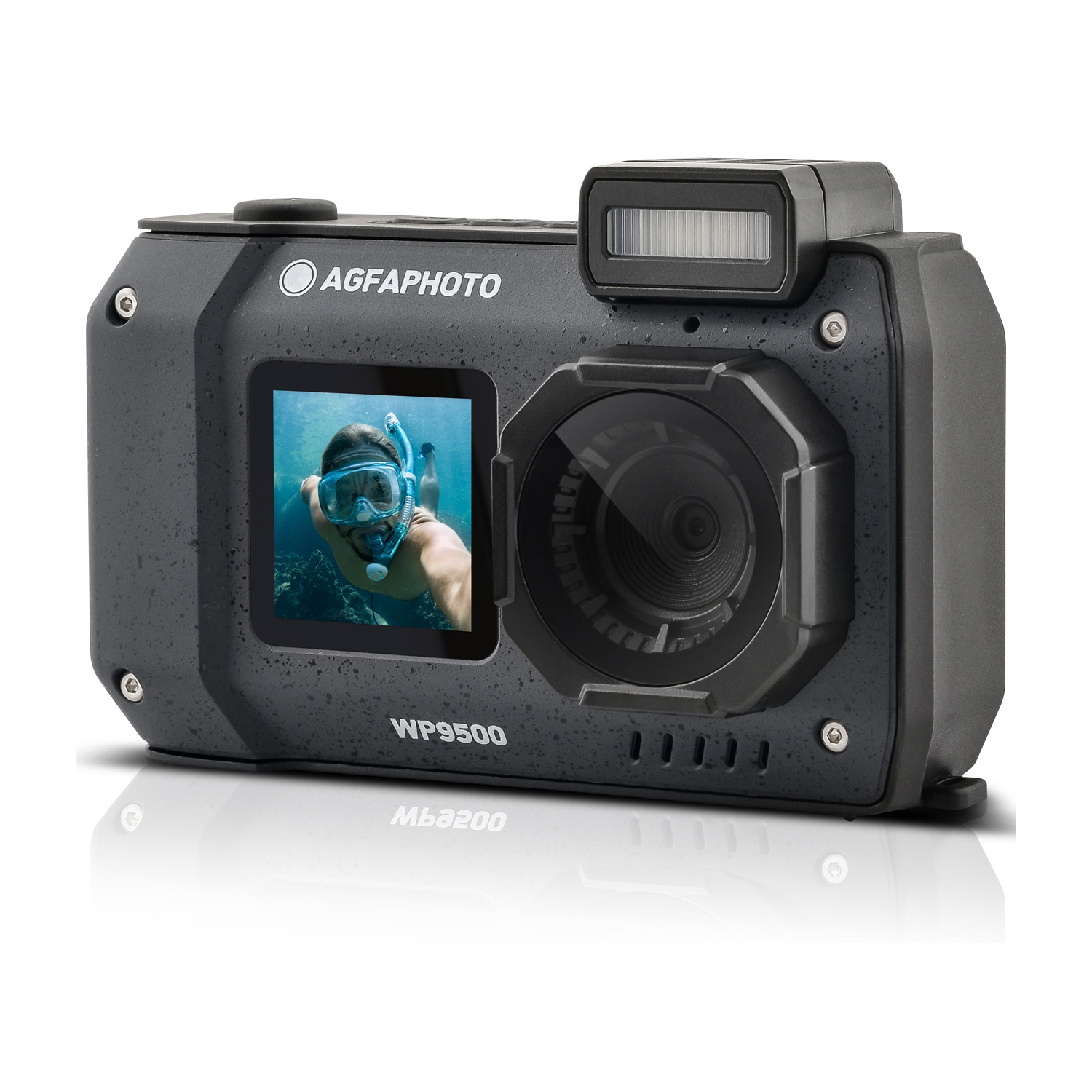 Czarny aparat AGFA Photo WP9500. Ma ekran pokazujący osobę nurkującą z rurką. Aparat stoi na białej powierzchni.