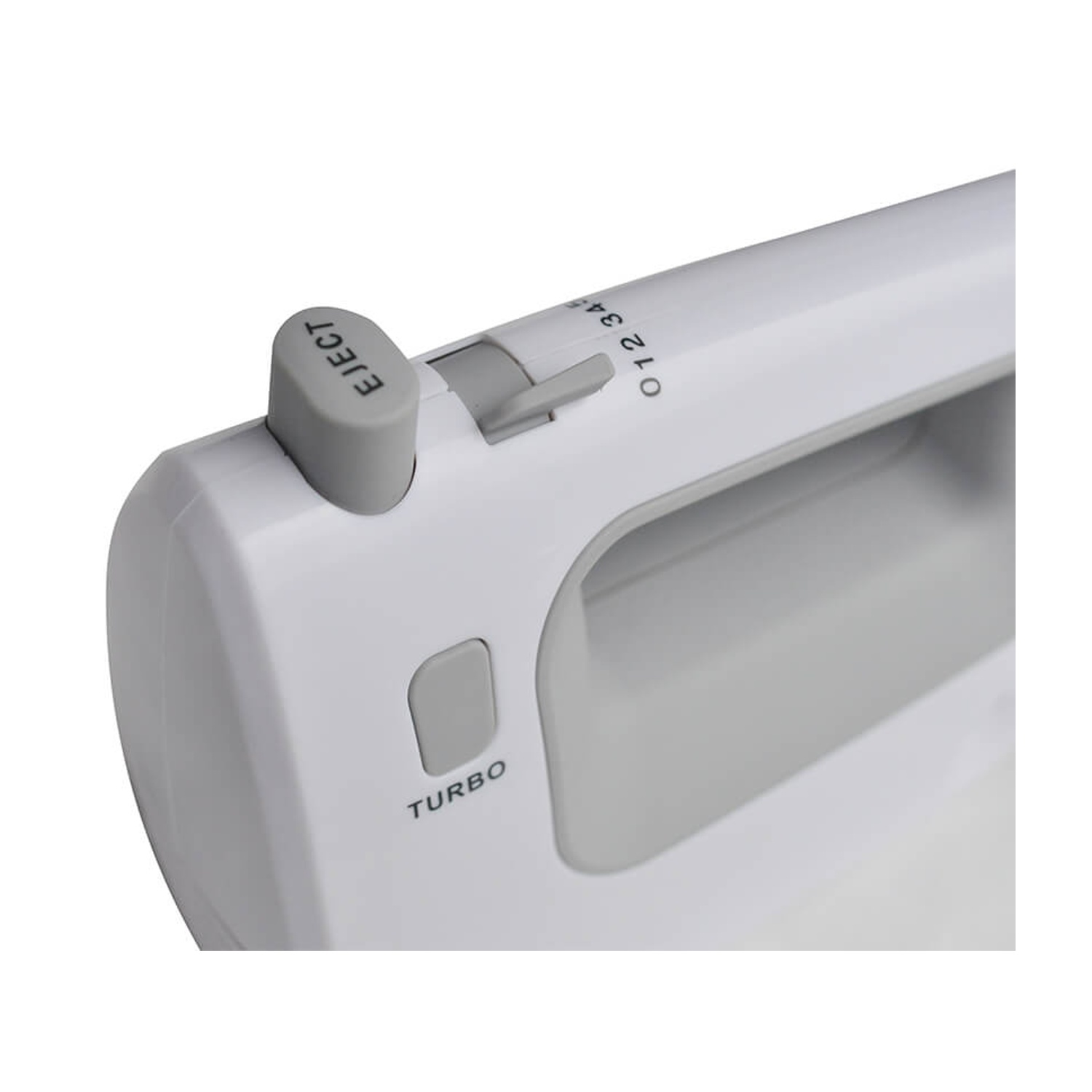 Zbliżenie białego miksera ręcznego. Widoczne przyciski wyrzutu i turbo. Ustawienia prędkości 0-5. Szare akcenty na białej obudowie.