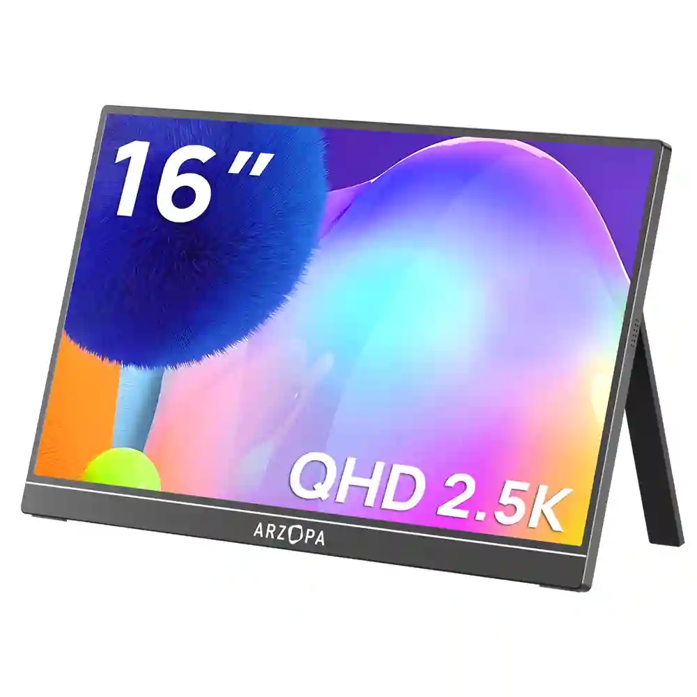 Renkli, soyut bir görüntü gösteren 16" ARZOPA monitör. Bir stand tarafından desteklenir. Ekran "QHD 2.5K" gösteriyor.