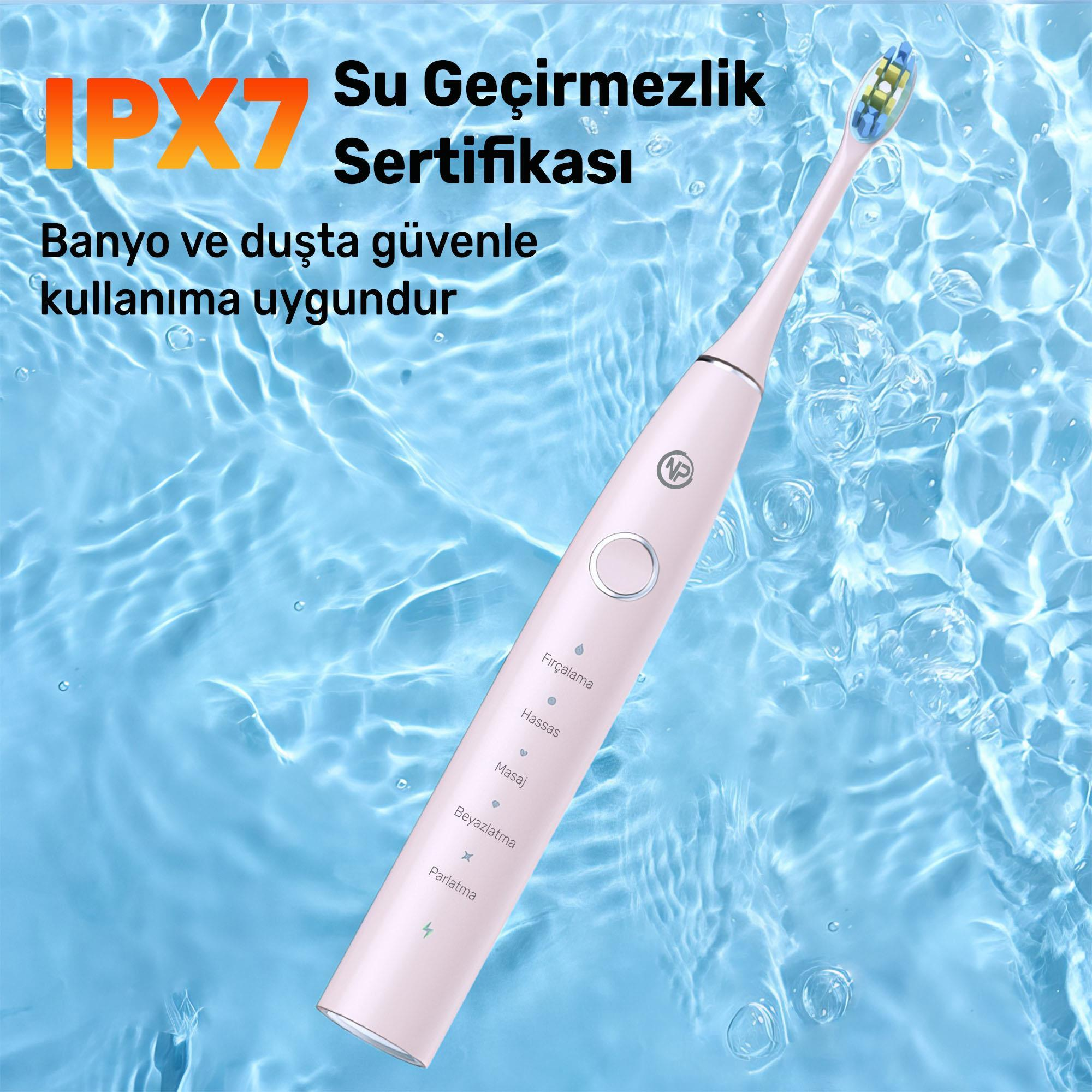 Su geçirmezlik sertifikasını tanıtan, su arka planında pembe bir elektrikli diş fırçası.