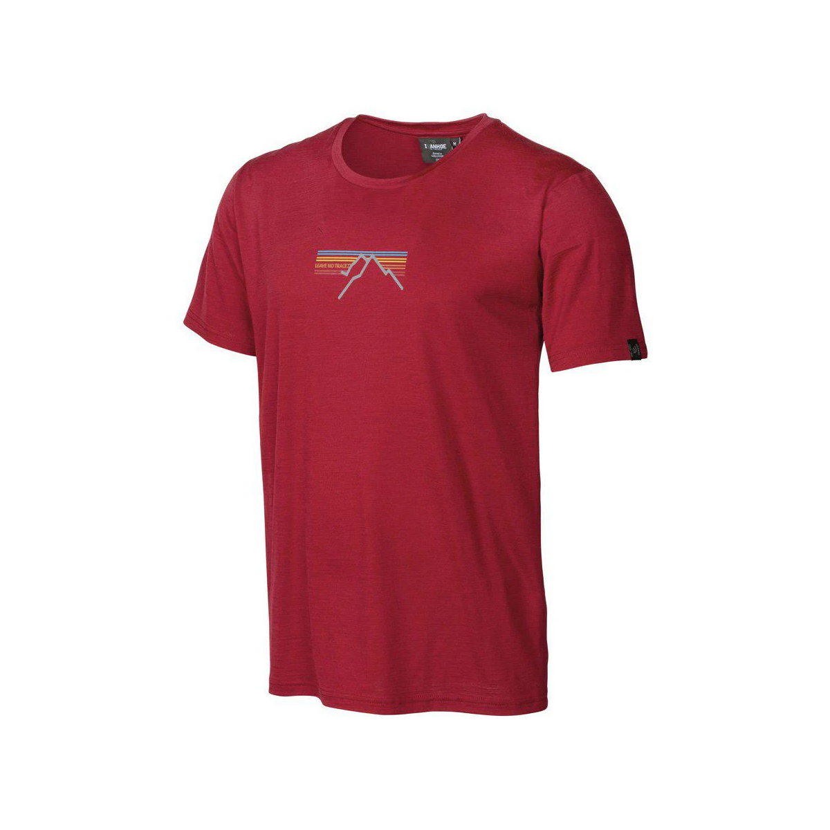 Ein rotes T-Shirt mit Berg- und Liniendesign. Text: 'Leave No Trace'. Markenlogo auf Rücken und Ärmel.