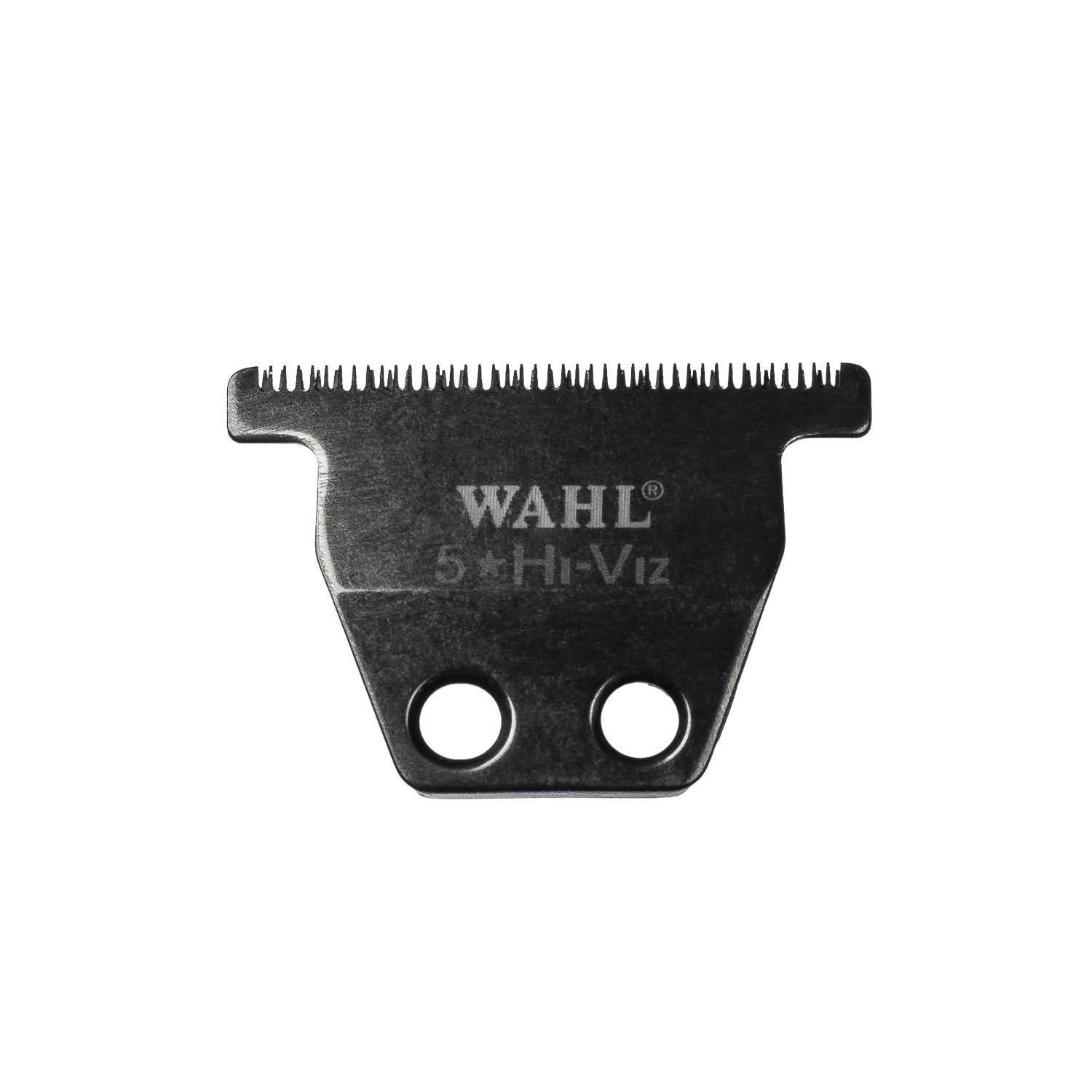 Eine Metall-Wahl-Schneidklinge mit gezahnter Kante, dem Markennamen und zwei Löchern.