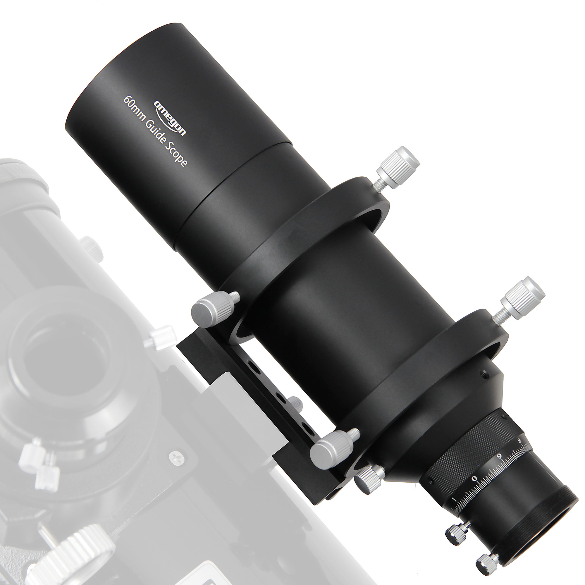 Ein schwarzes Omegon 60mm Leitrohr. Es hat silberne Einstellknöpfe und befindet sich vor einem weißen Hintergrund.