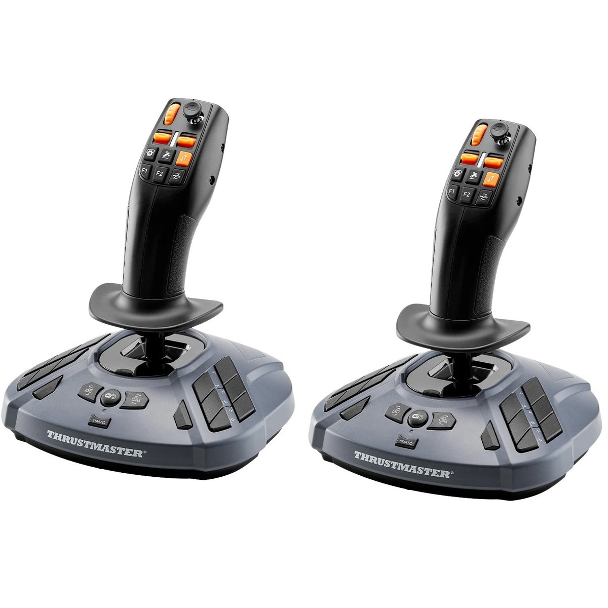 Twee zwarte en grijze Thrustmaster joysticks. Elk heeft oranje knoppen en een basis met knoppen. Witte achtergrond.