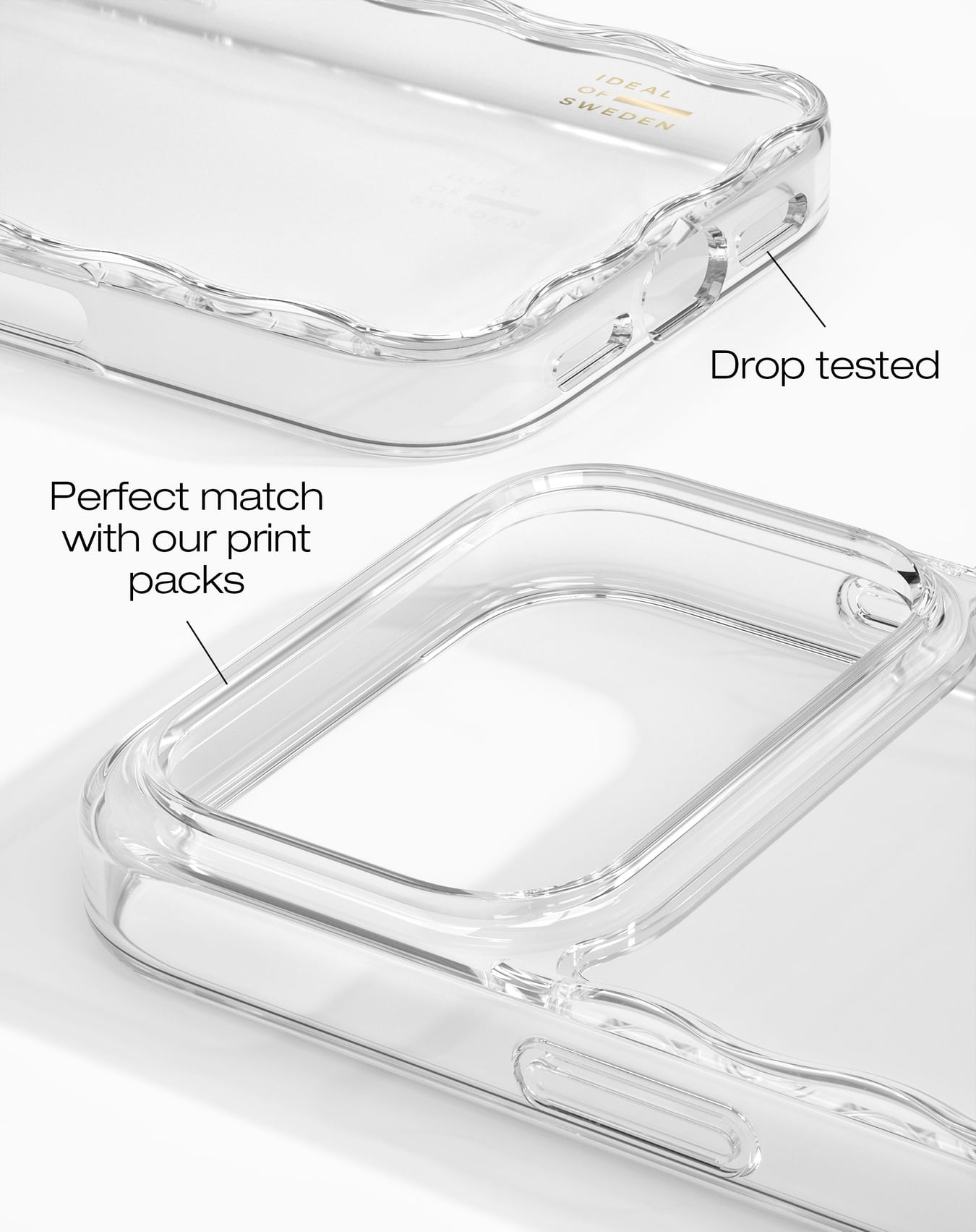 Nahaufnahme einer transparenten, fallgeprüften Handyhülle von Ideal of Sweden, die Design und Haltbarkeit hervorhebt.