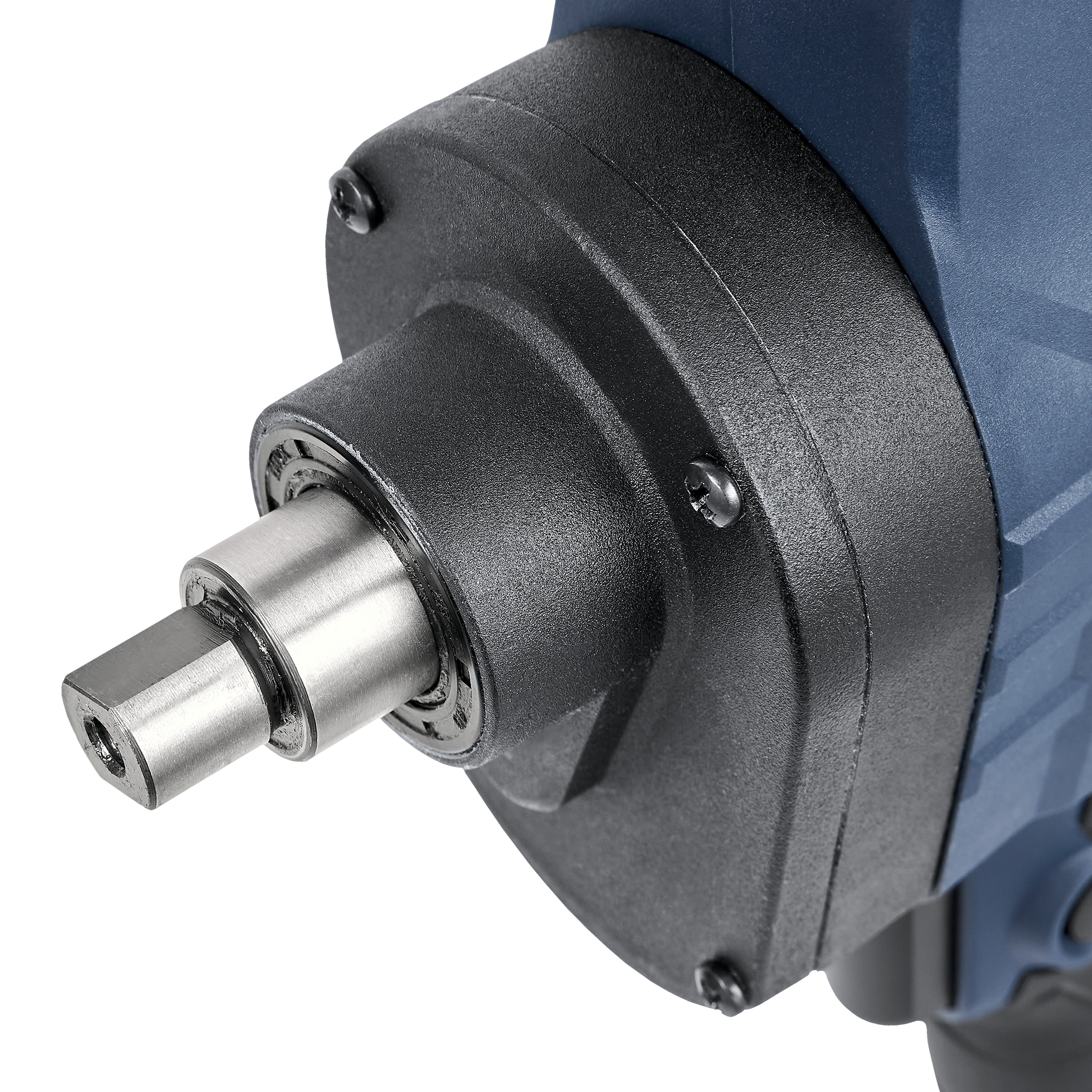 Zbliżenie elektronarzędzia. Czarna obudowa otacza srebrny metalowy wał. Widoczna niebieska obudowa.