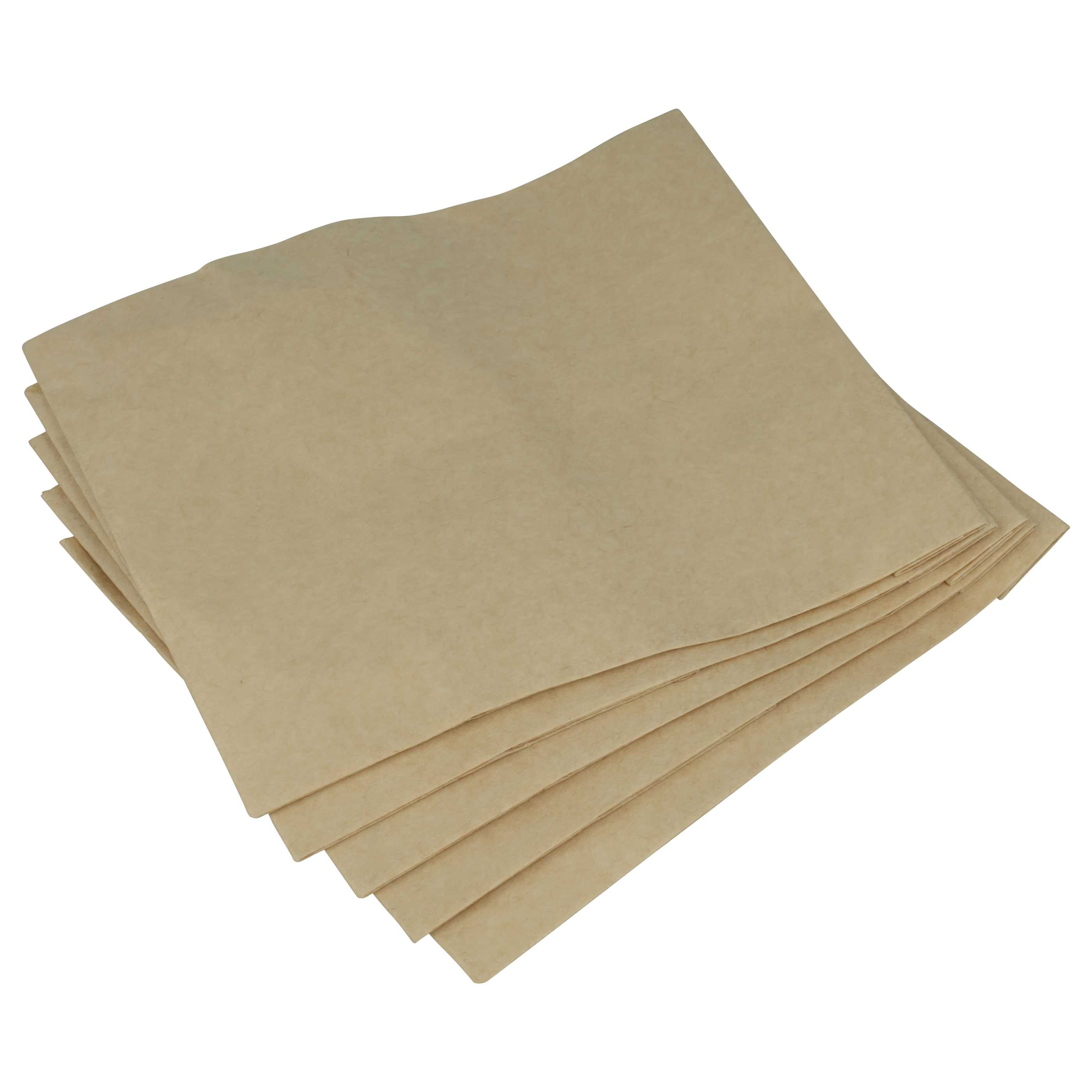 Ein Stapel beige Papierservietten, die sich leicht überlappen, vor weißem Hintergrund.