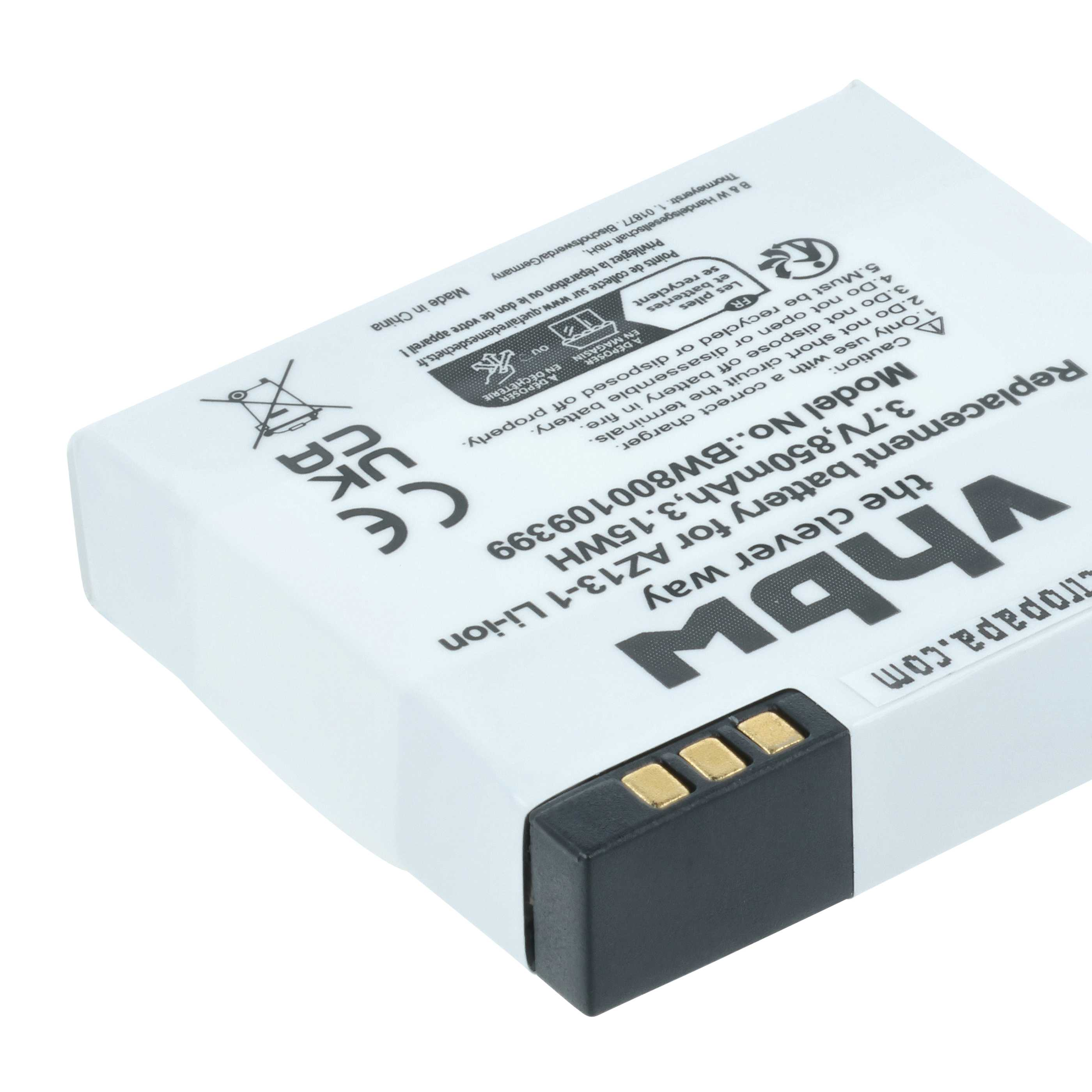 Weißer Akku mit schwarzem Stecker. Text enthält Modell- und Vorsichtshinweise. Oben rechts Recycling-Logo.